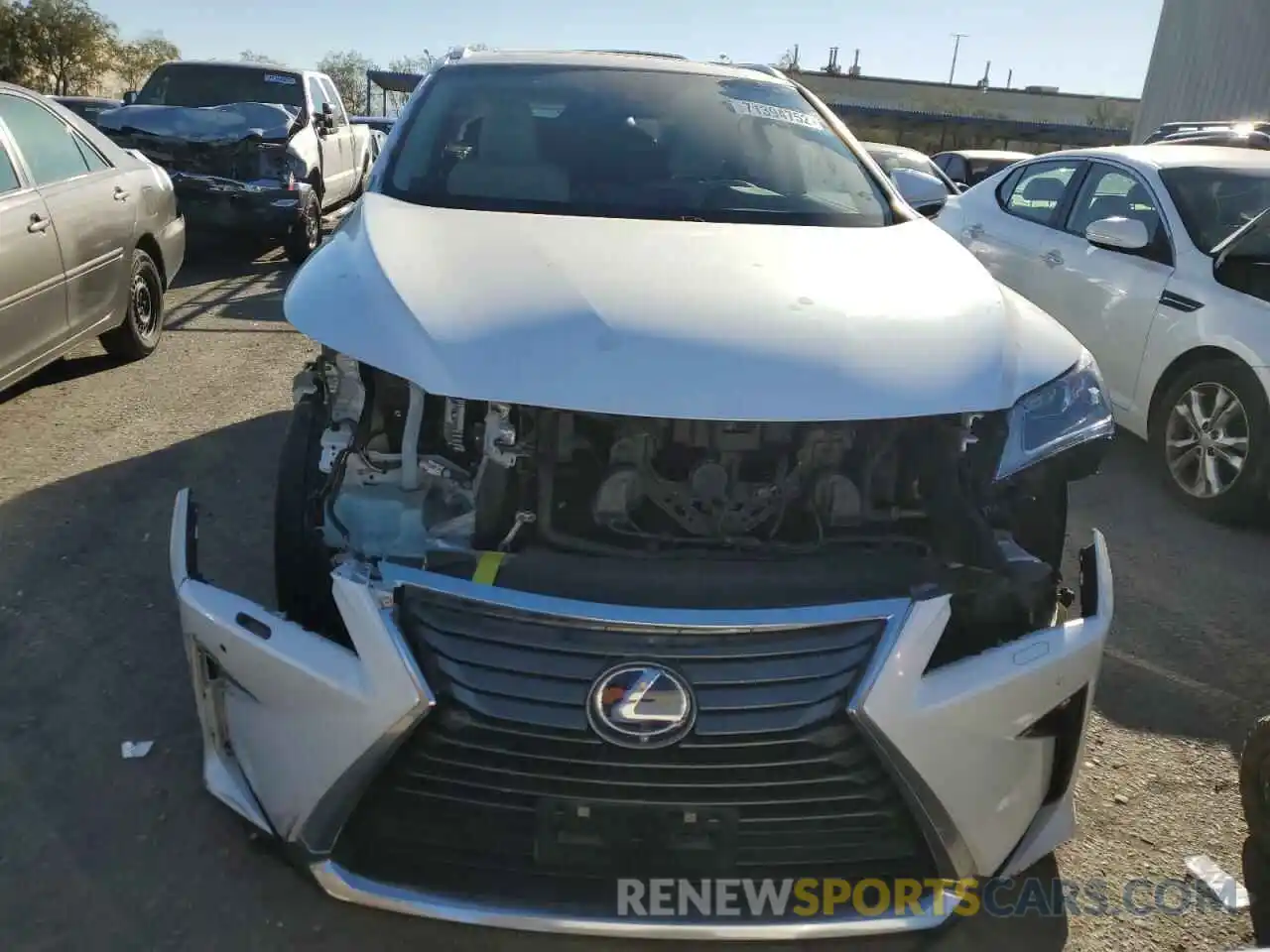 5 Photograph of a damaged car 2T2BGMCA8KC030318 LEXUS RX450 2019