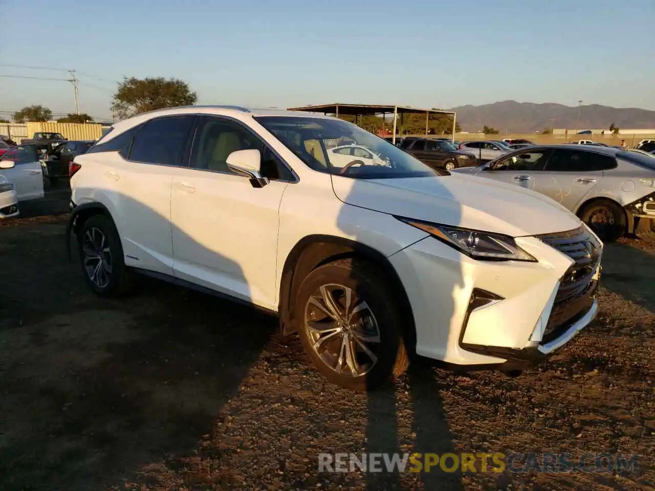 4 Photograph of a damaged car 2T2BGMCA9KC042865 LEXUS RX450 2019