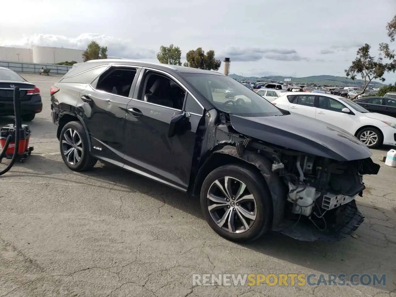 4 Photograph of a damaged car JTJDGKCA3K2006862 LEXUS RX450 2019