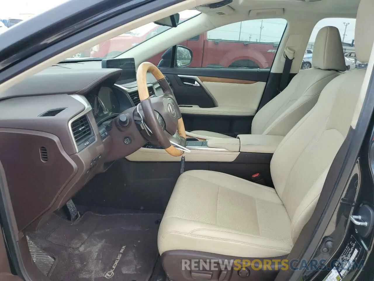 7 Photograph of a damaged car 2T2HGMDA1LC046838 LEXUS RX450 2020