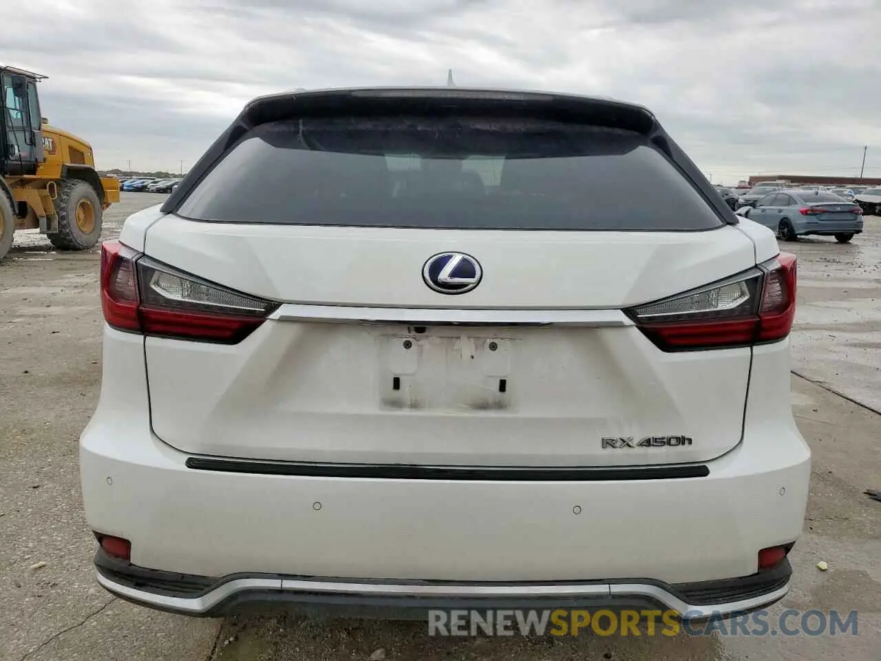 6 Photograph of a damaged car 2T2HGMDA7LC046584 LEXUS RX450 2020