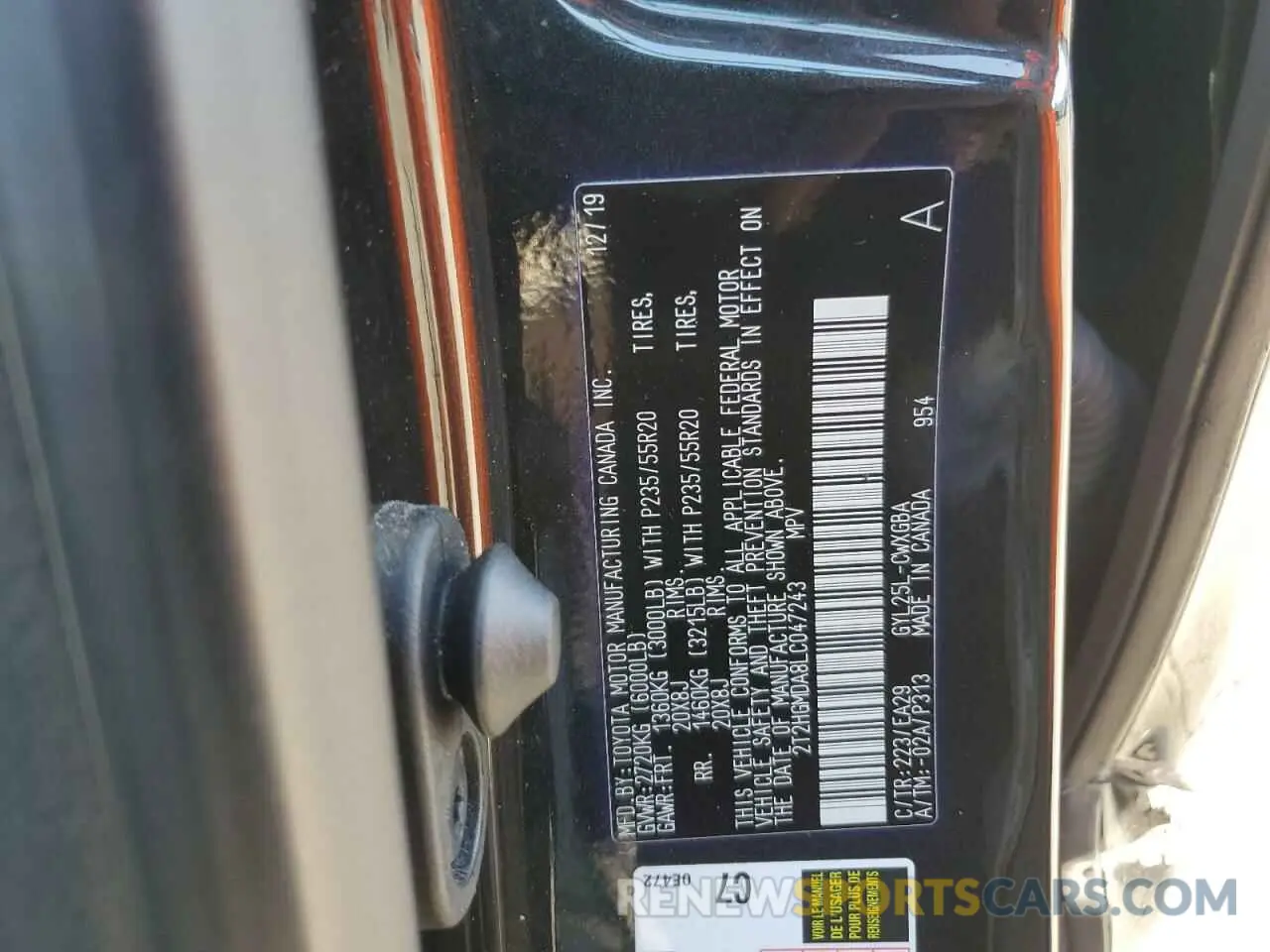 14 Photograph of a damaged car 2T2HGMDA8LC047243 LEXUS RX450 2020