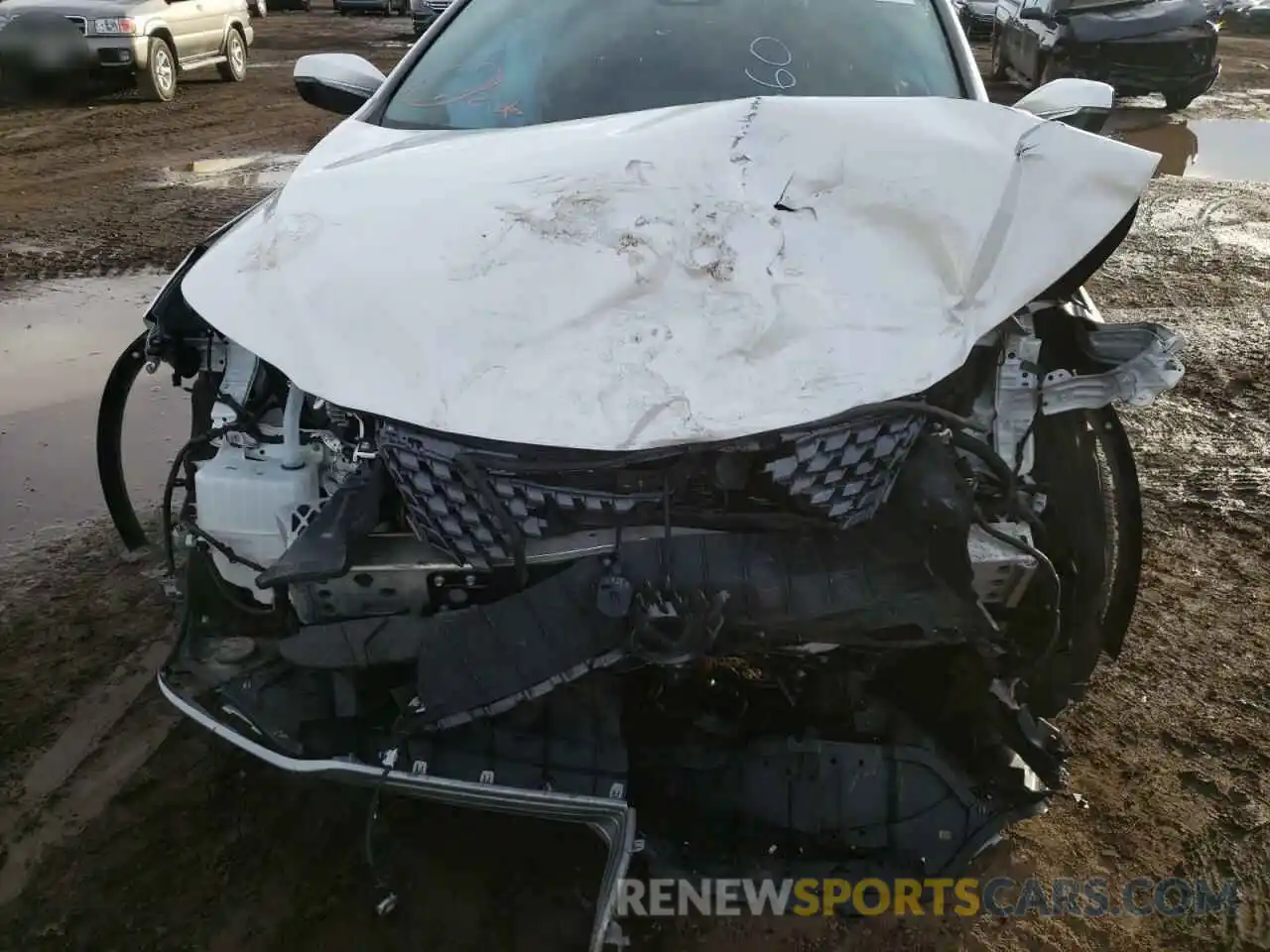 9 Photograph of a damaged car 2T2HGMDA9LC051043 LEXUS RX450 2020