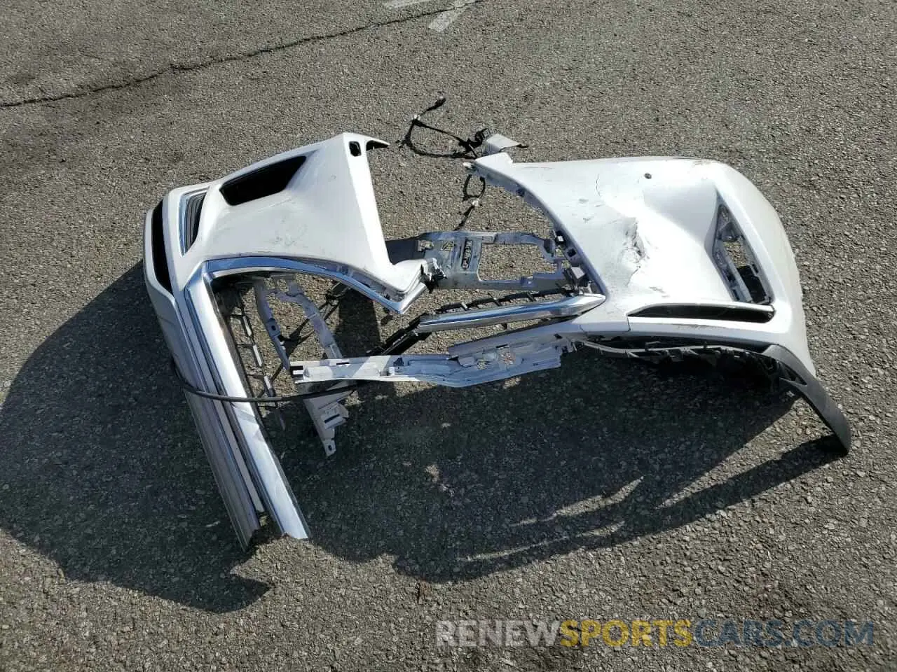 15 Photograph of a damaged car 2T2HGMDA9LC053018 LEXUS RX450 2020