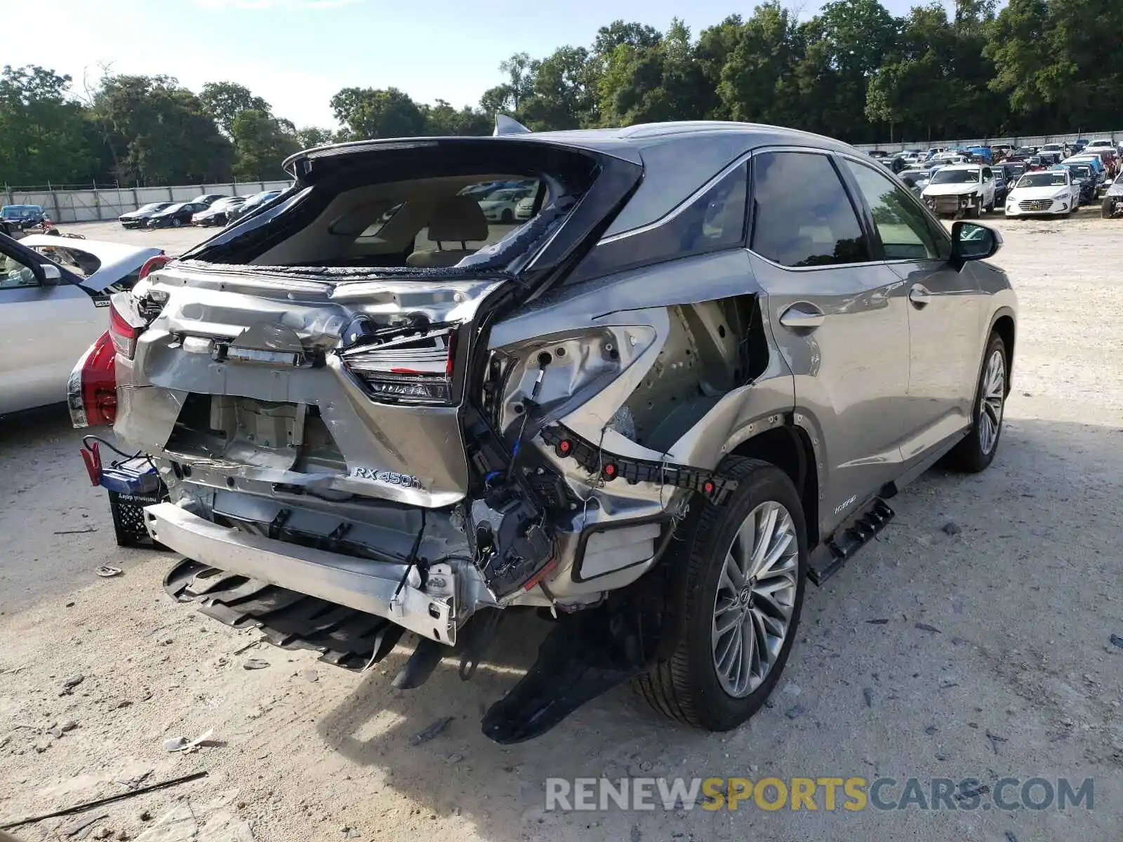 4 Photograph of a damaged car 2T2JGMDA4LC052618 LEXUS RX450 2020