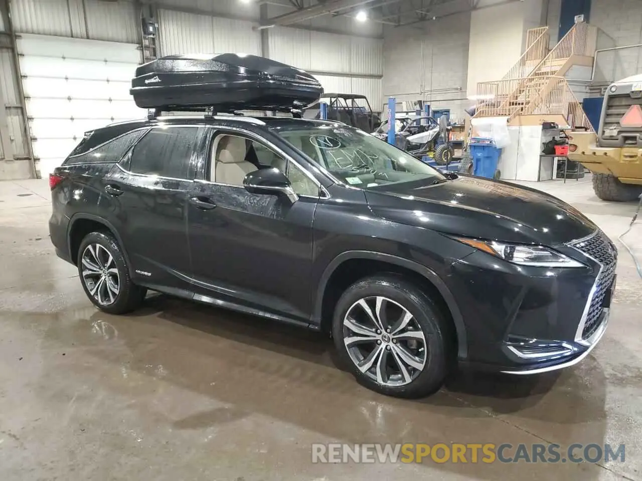 4 Photograph of a damaged car JTJHGKFA2L2014983 LEXUS RX450 2020