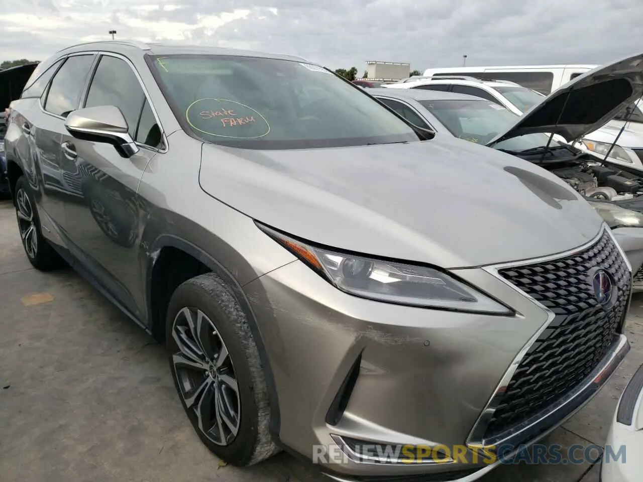 1 Photograph of a damaged car JTJHGKFA6L2014520 LEXUS RX450 2020