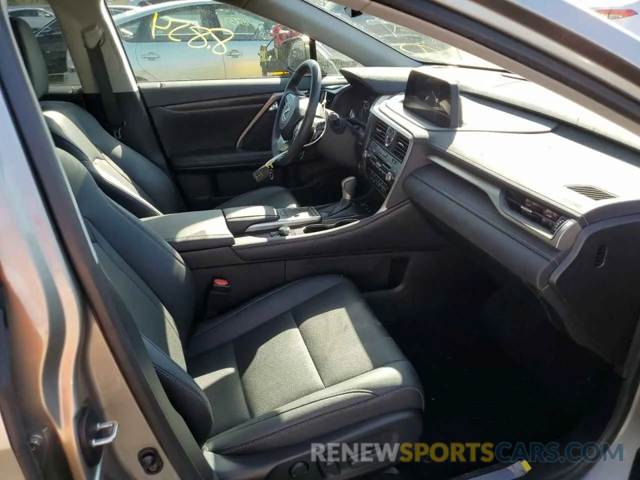 5 Photograph of a damaged car 2T2HGMDA2MC067280 LEXUS RX450 2021