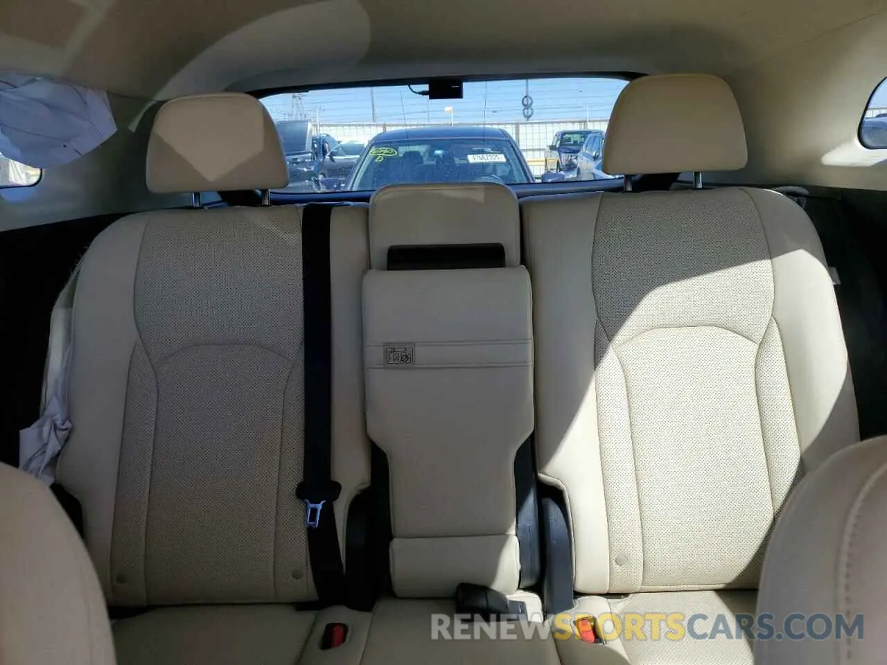 10 Photograph of a damaged car 2T2HGMDAXMC057838 LEXUS RX450 2021