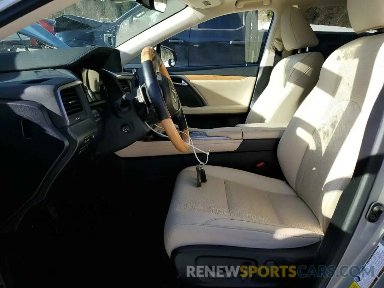 7 Photograph of a damaged car JTJHGKFA3M2019630 LEXUS RX450 2021