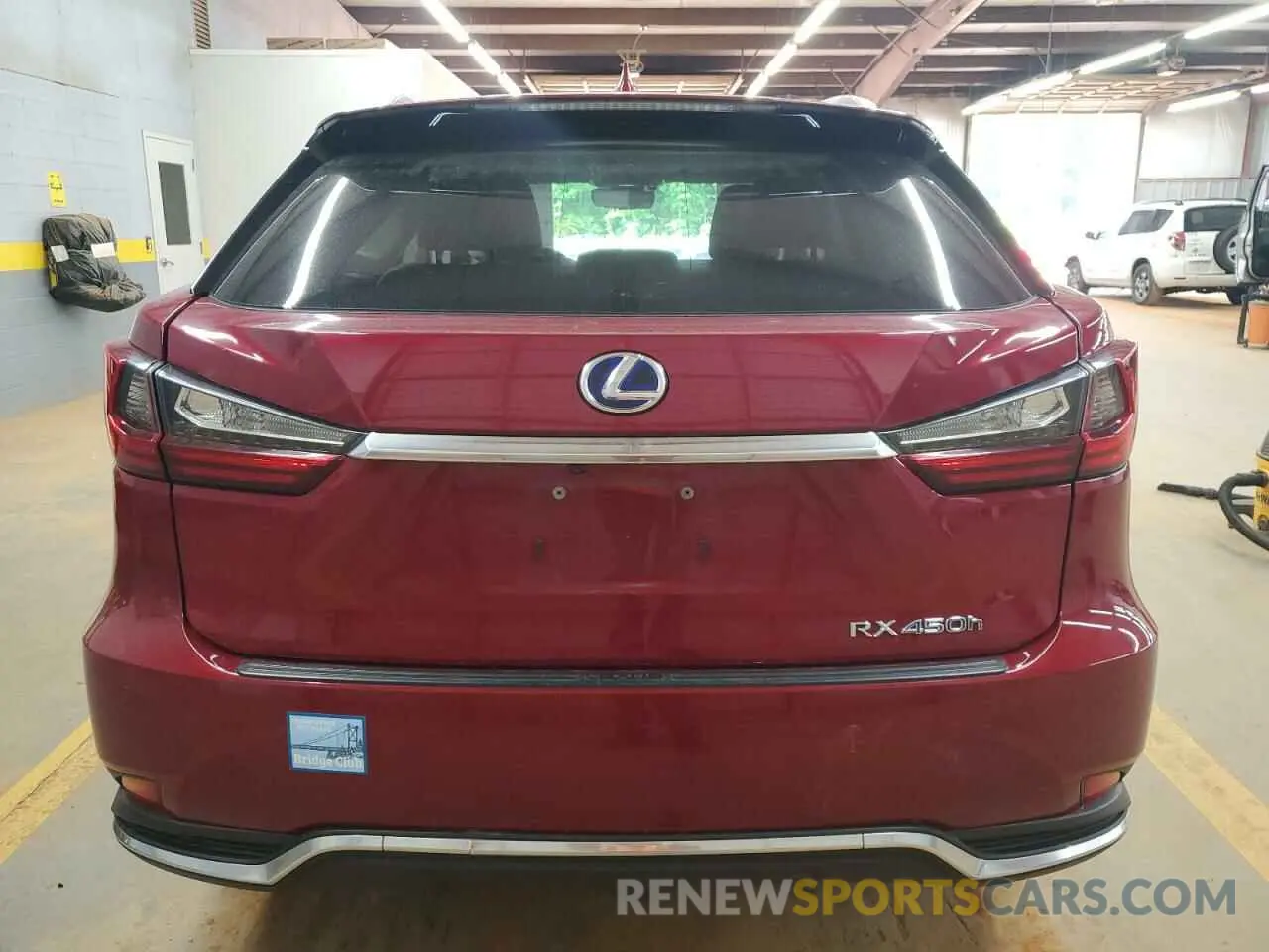 6 Photograph of a damaged car 2T2HGMDAXNC081722 LEXUS RX450 2022