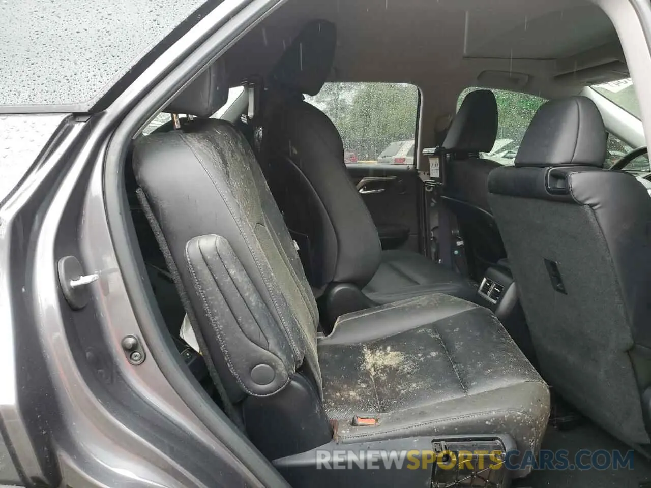 11 Photograph of a damaged car JTJHGKFA4N2022294 LEXUS RX450 2022