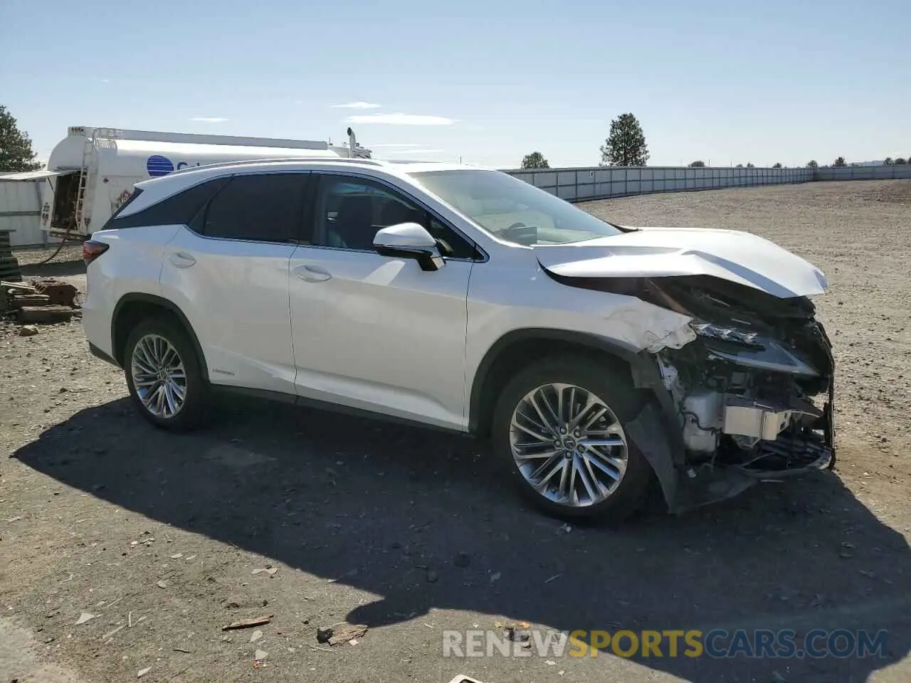 4 Photograph of a damaged car JTJJGKFA0N2026523 LEXUS RX450 2022