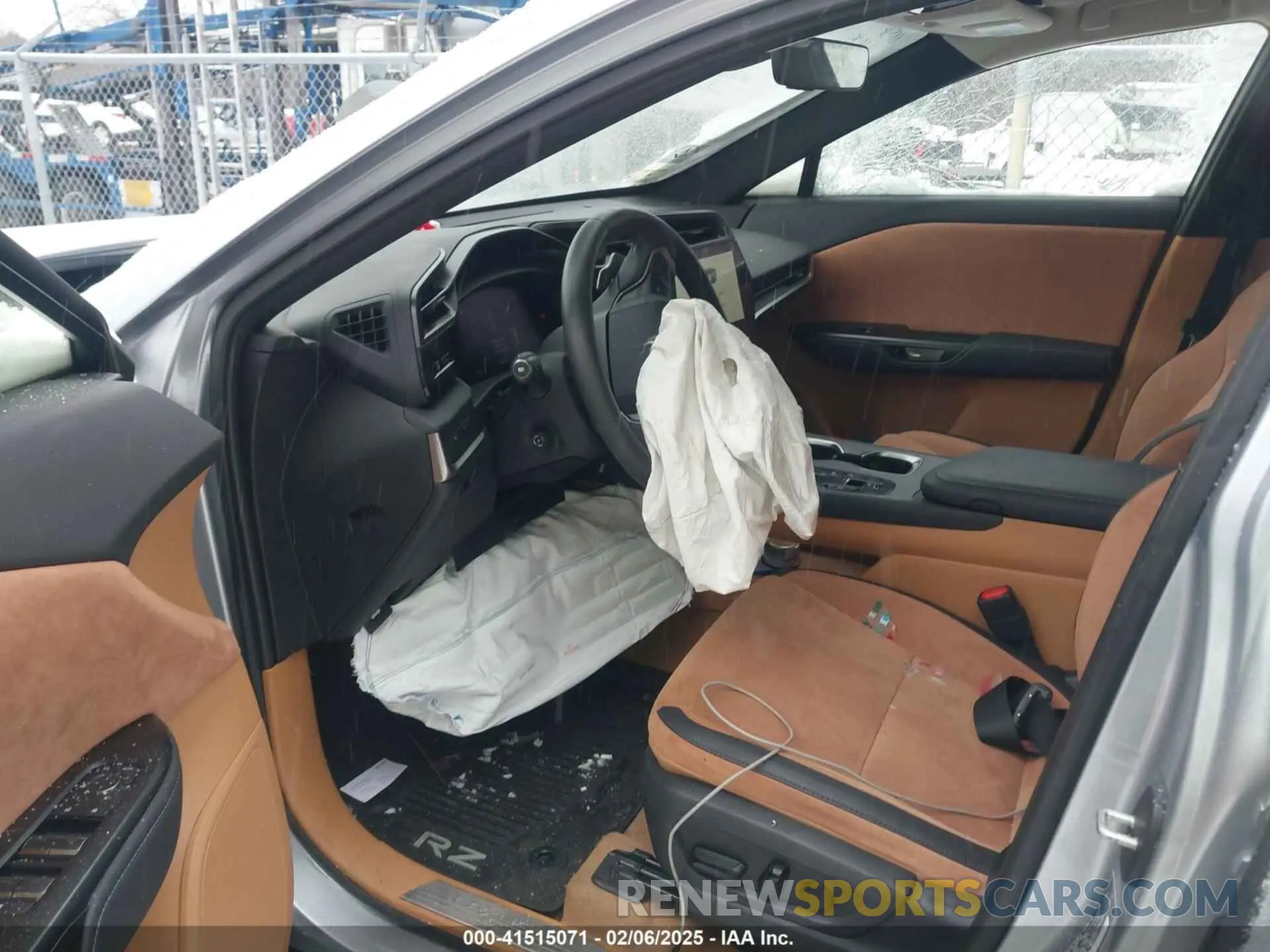 5 Photograph of a damaged car JTJAAAAB2PA014698 LEXUS RZ 450E 2023