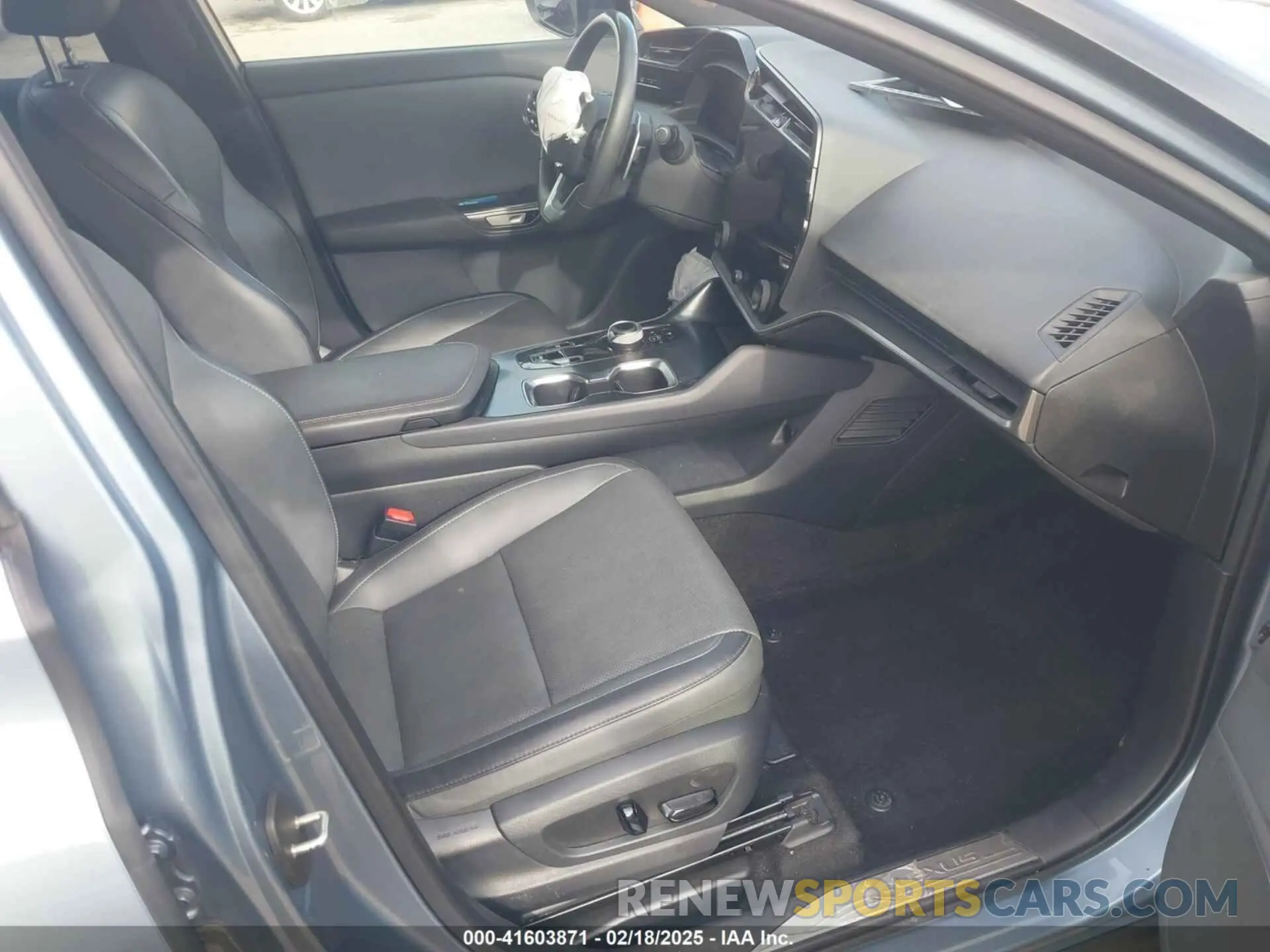5 Photograph of a damaged car JTJAAAAB8PA009330 LEXUS RZ 450E 2023