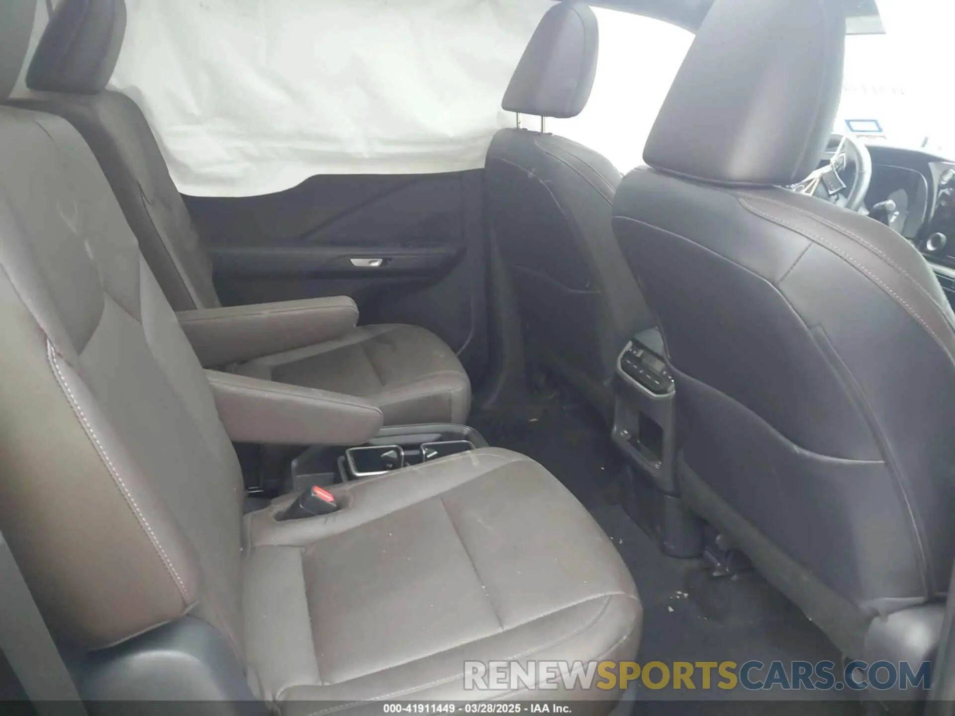 8 Photograph of a damaged car 5TDAAAA67RS002025 LEXUS TX 350 2024