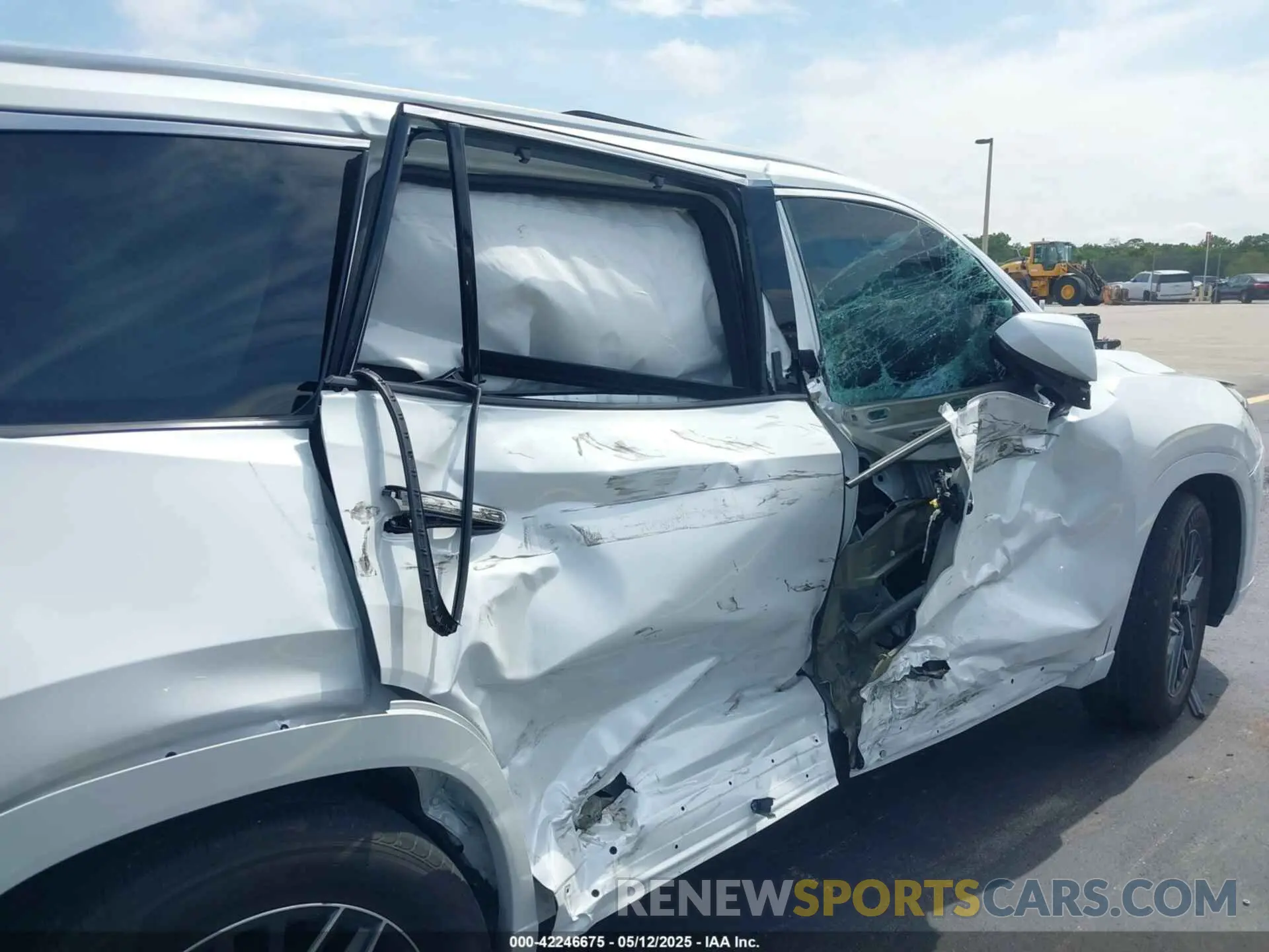 6 Photograph of a damaged car 5TDAAAA6XRS005002 LEXUS TX 350 2024