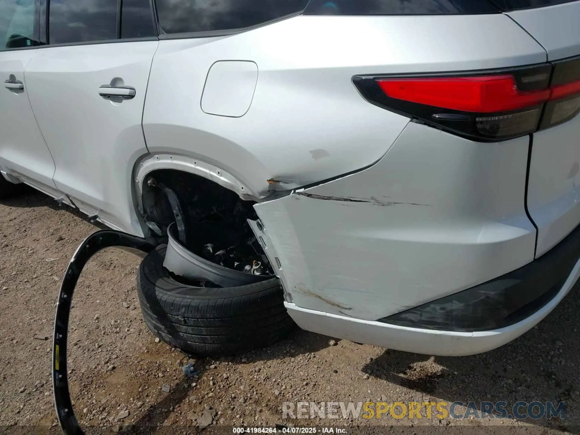 17 Photograph of a damaged car 5TDAAAB60RS003175 LEXUS TX 350 2024