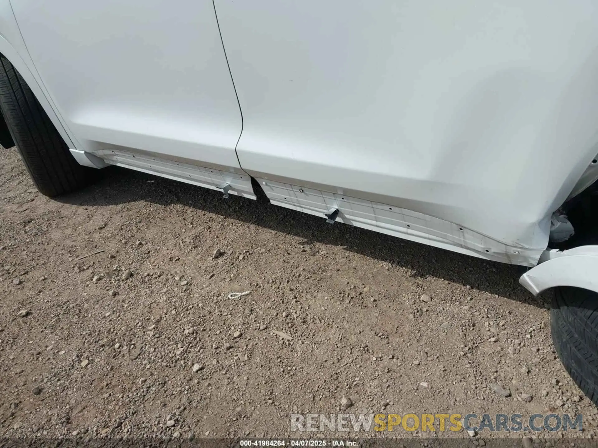 18 Photograph of a damaged car 5TDAAAB60RS003175 LEXUS TX 350 2024