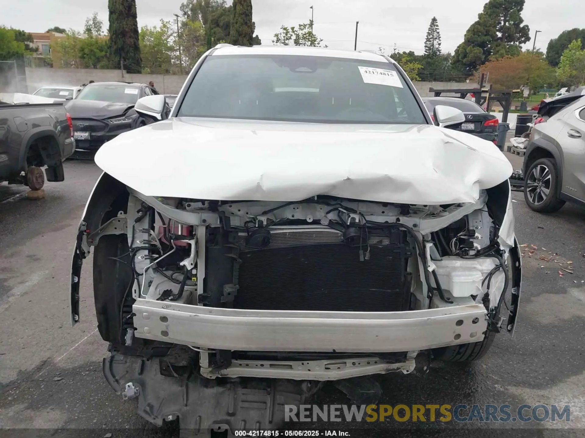 13 Photograph of a damaged car 5TDAAAB69RS014336 LEXUS TX 350 2024