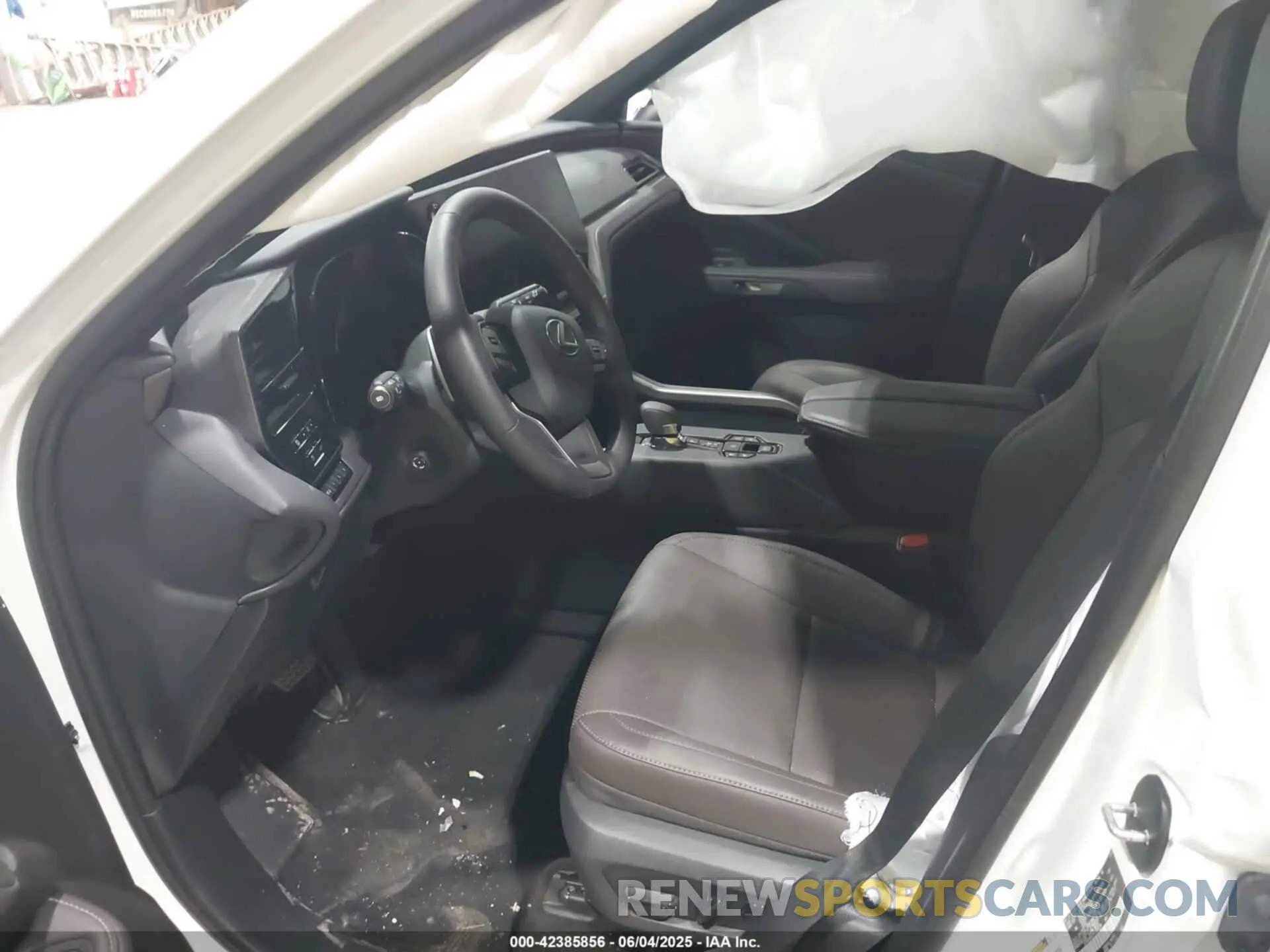5 Photograph of a damaged car 5TDAAAB6XRS005029 LEXUS TX 350 2024