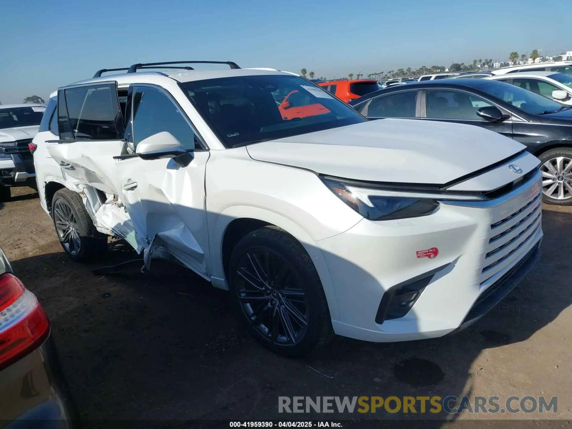 1 Photograph of a damaged car 5TDACAC67RS000413 LEXUS TX 550H+ 2024