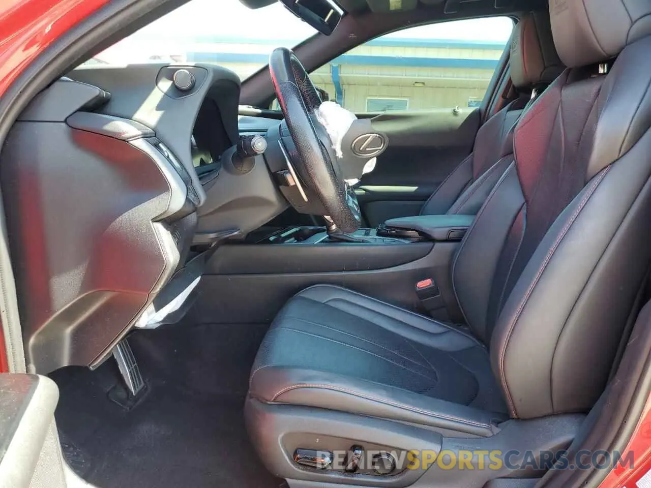 7 Photograph of a damaged car JTHY3JBH0K2001724 LEXUS UX 200 2019