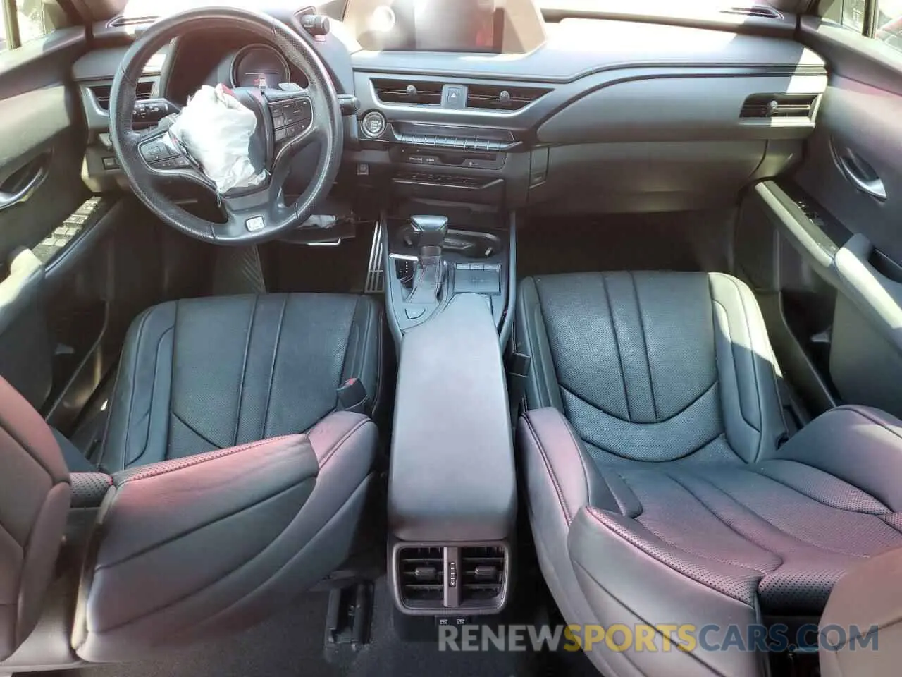 8 Photograph of a damaged car JTHY3JBH0K2001724 LEXUS UX 200 2019