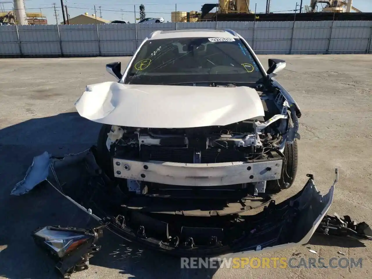 9 Photograph of a damaged car JTHY3JBH1K2005586 LEXUS UX 200 2019