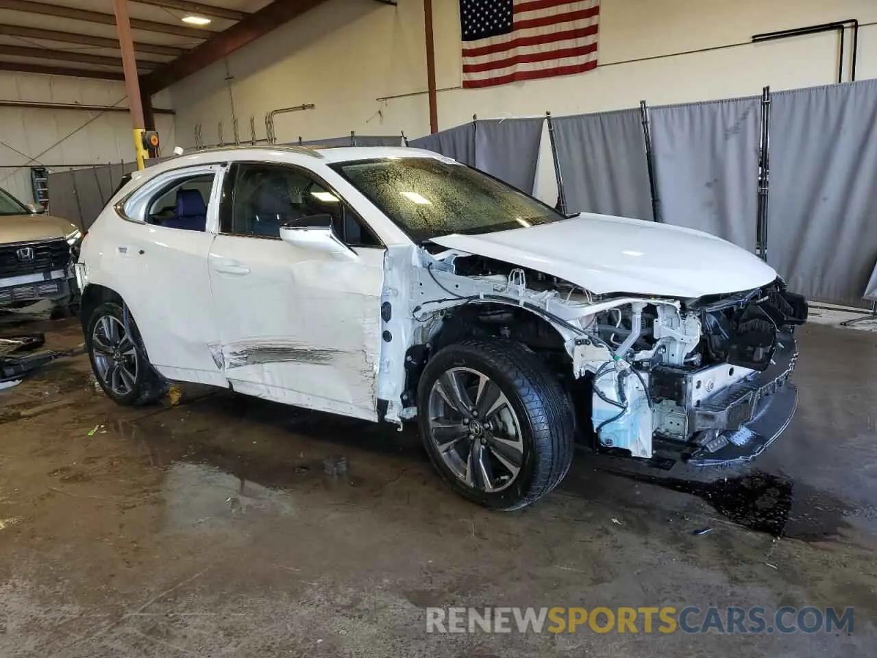 4 Photograph of a damaged car JTHY3JBH1K2014188 LEXUS UX 200 2019