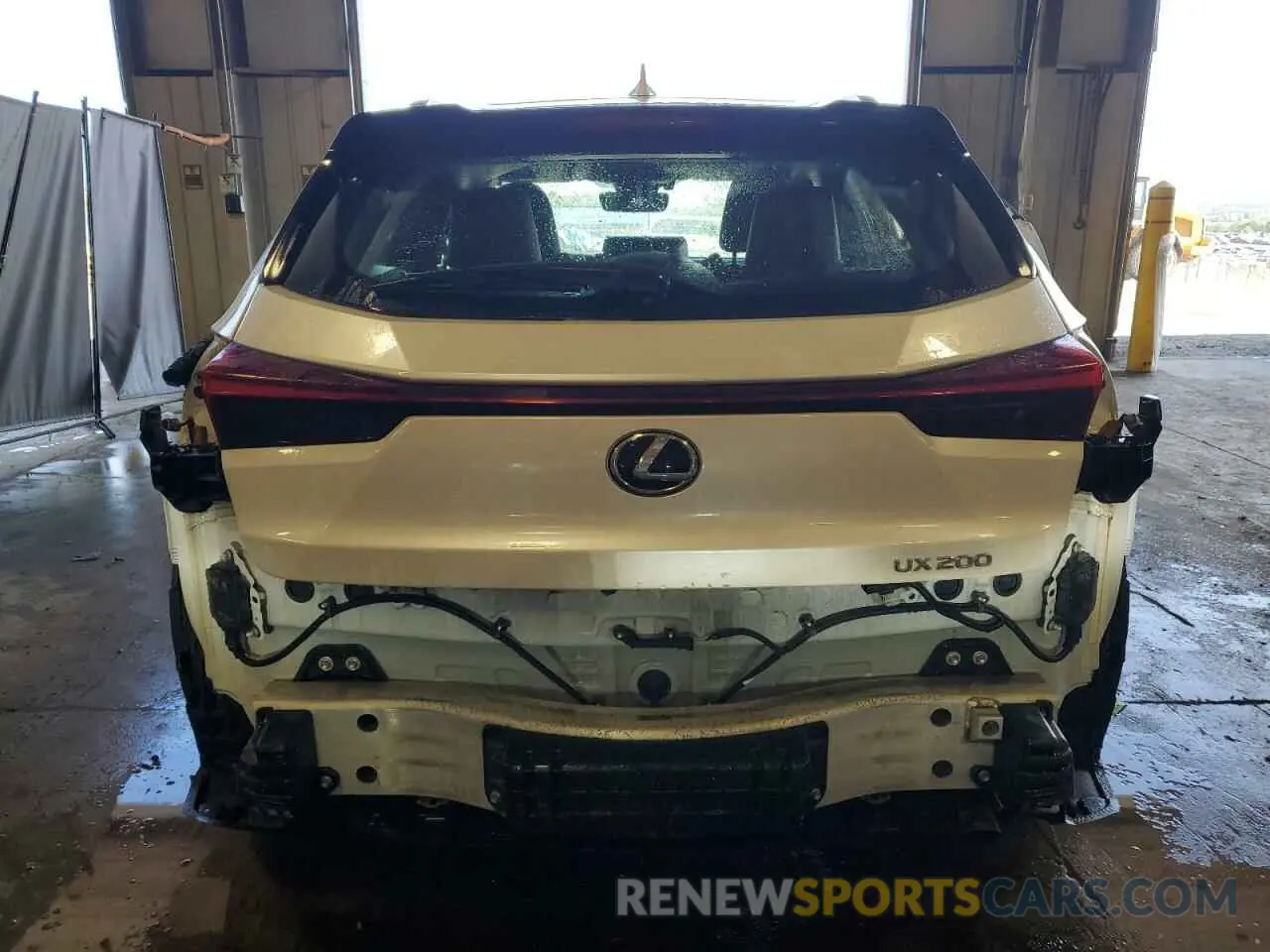 6 Photograph of a damaged car JTHY3JBH1K2014188 LEXUS UX 200 2019