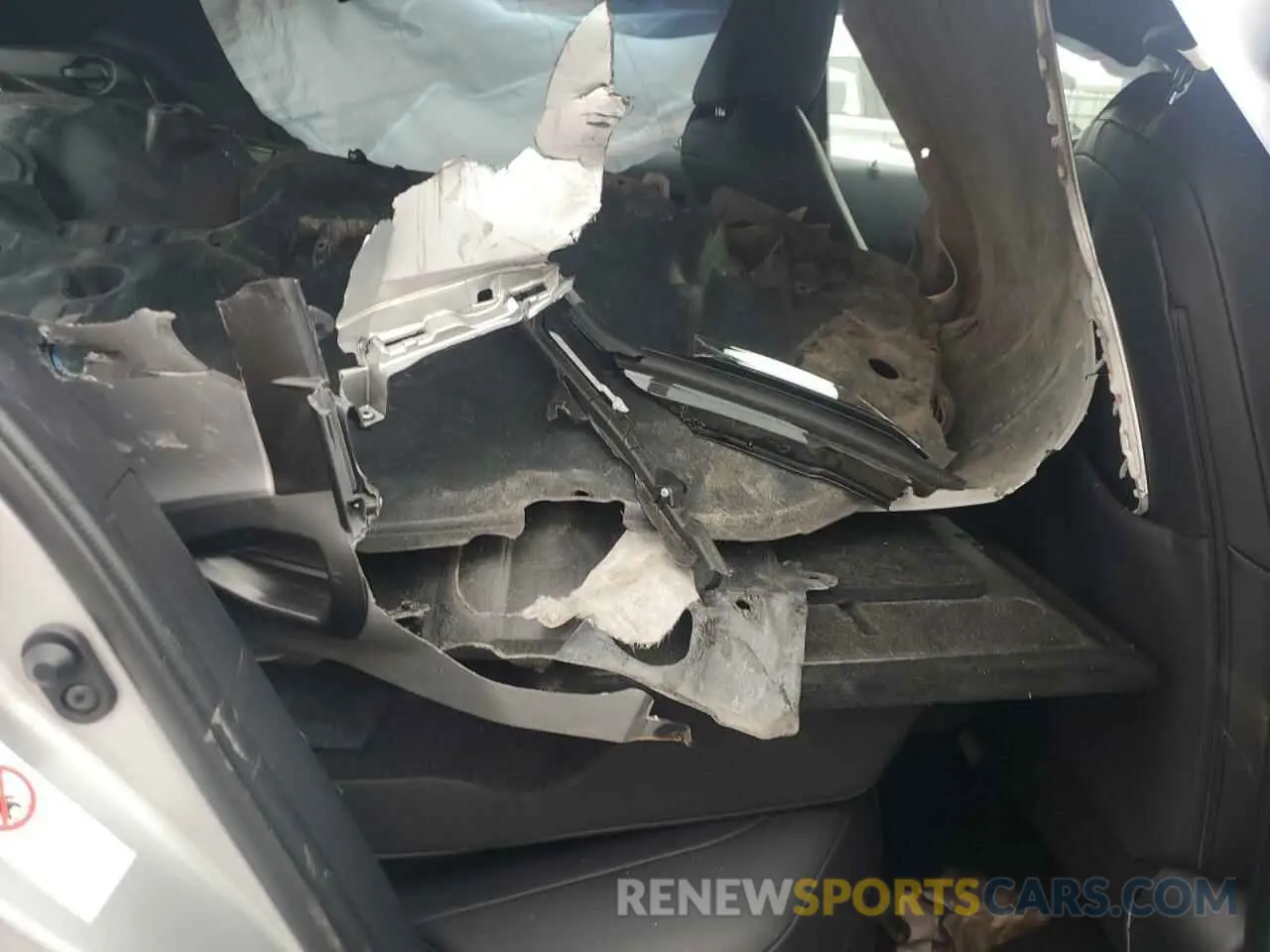 10 Photograph of a damaged car JTHY3JBH1K2015910 LEXUS UX 200 2019