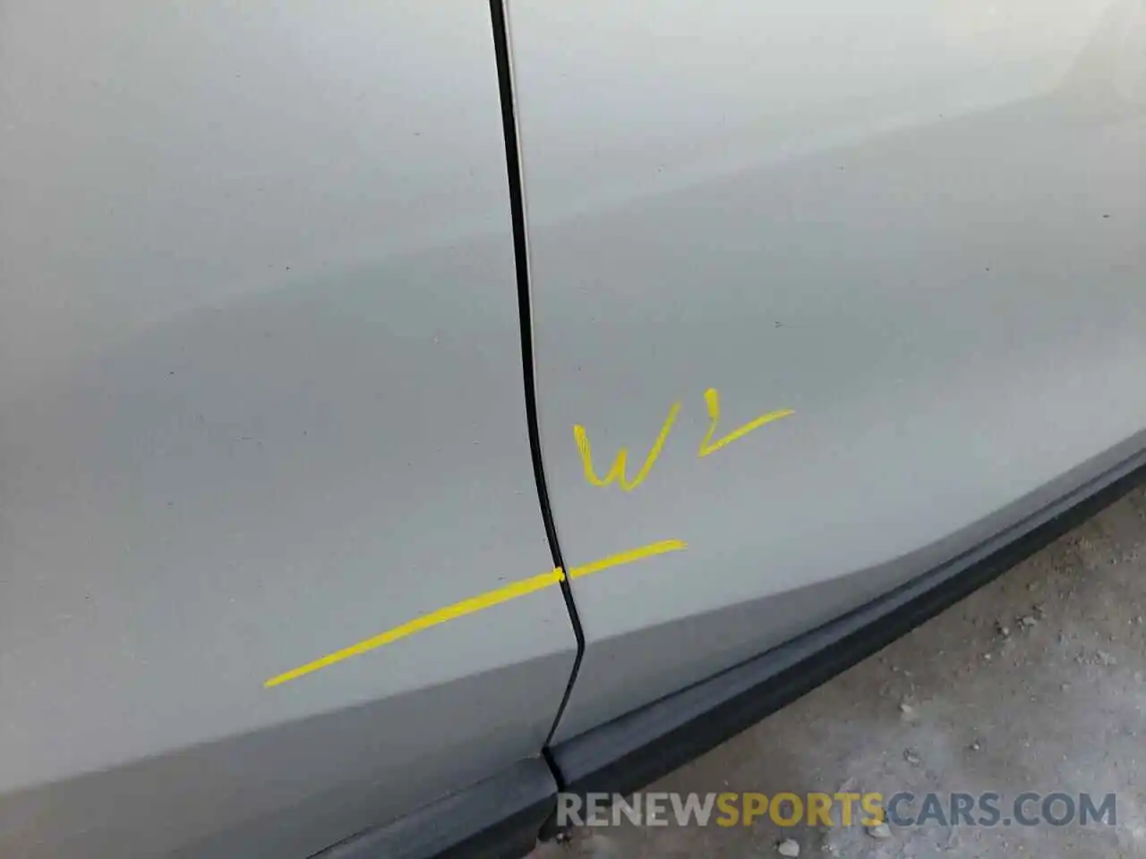 9 Photograph of a damaged car JTHY3JBH2K2006276 LEXUS UX 200 2019