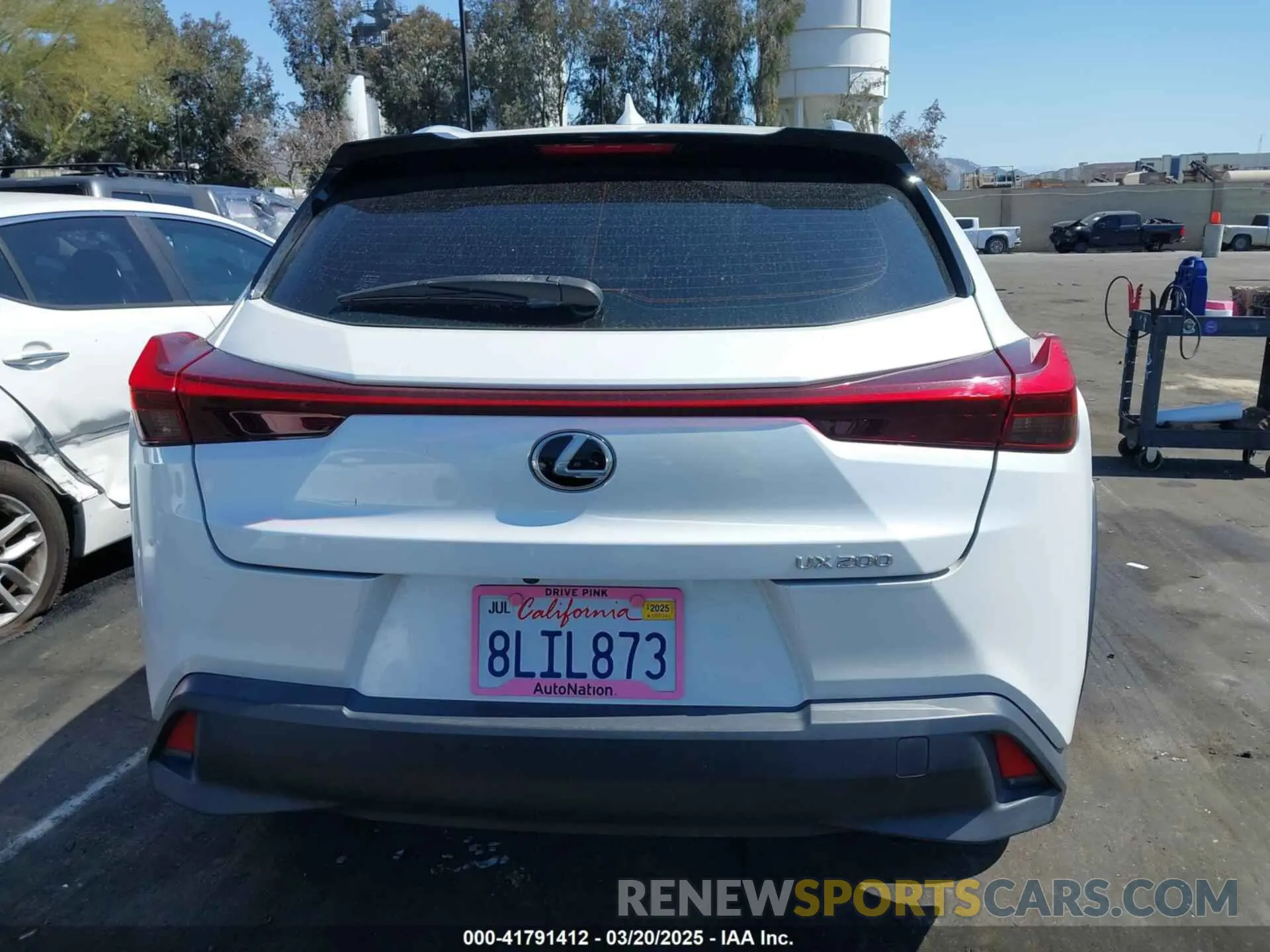 17 Photograph of a damaged car JTHY3JBH3K2002849 LEXUS UX 200 2019