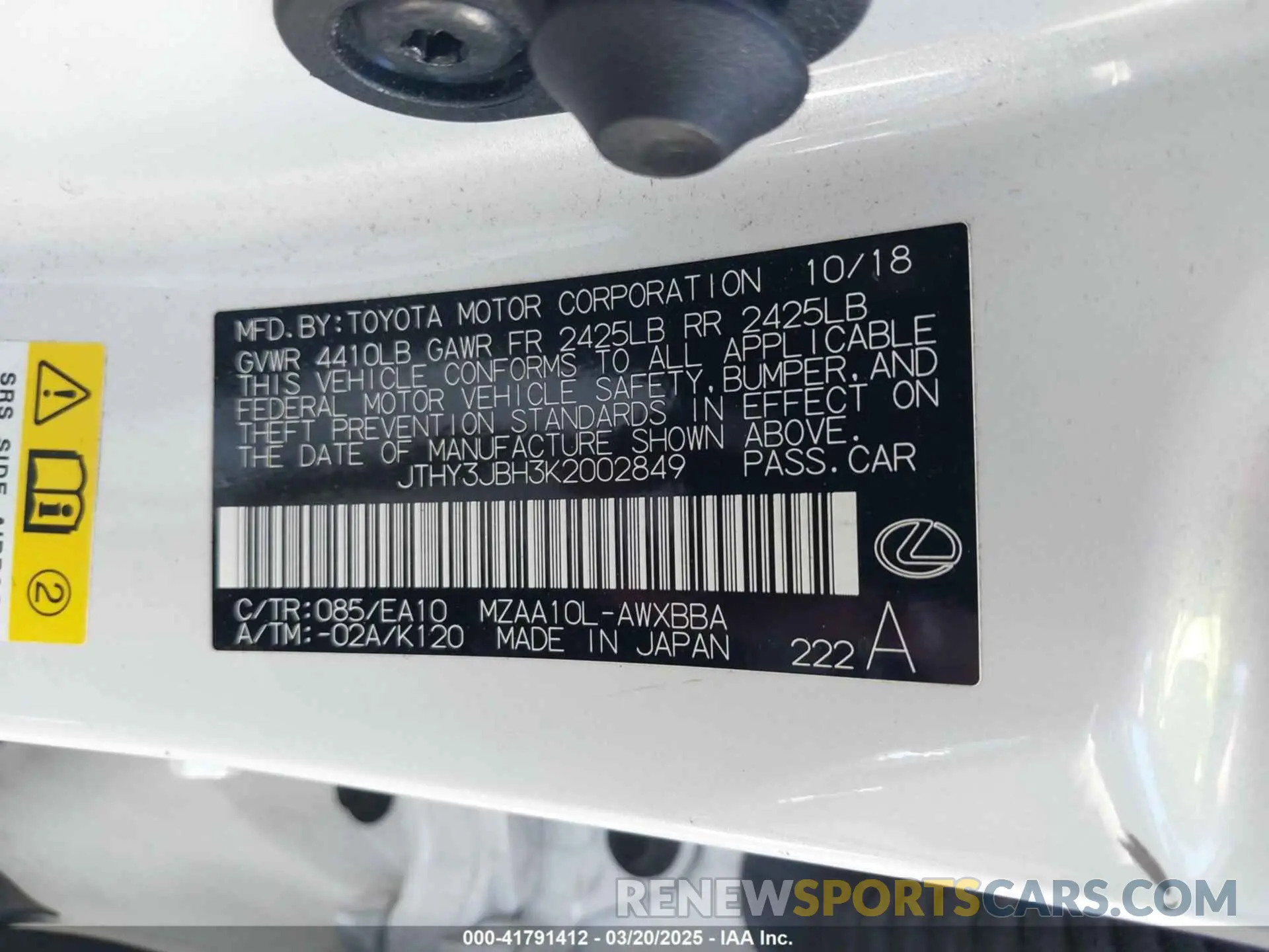 9 Photograph of a damaged car JTHY3JBH3K2002849 LEXUS UX 200 2019