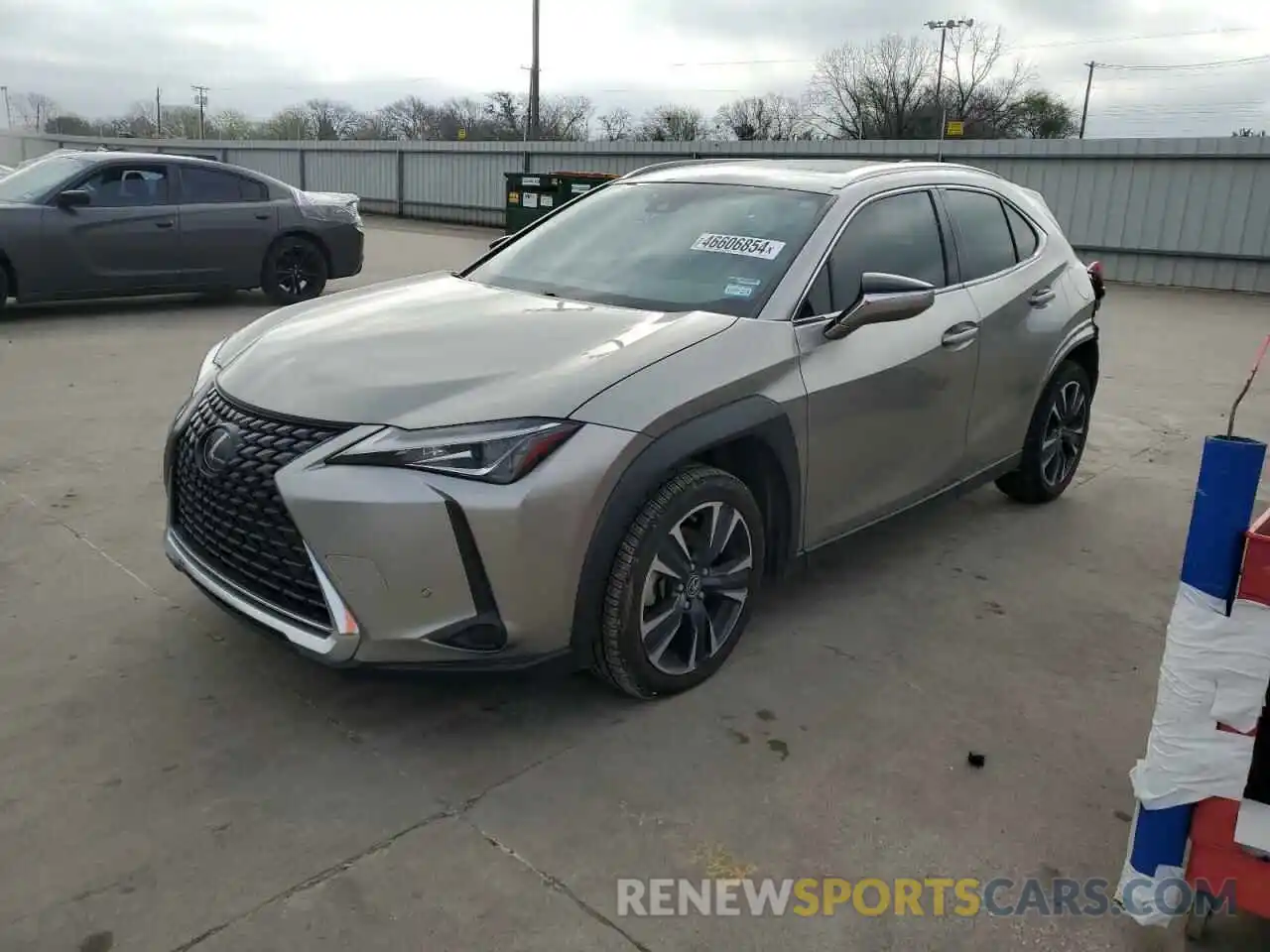 1 Photograph of a damaged car JTHY3JBH3K2006383 LEXUS UX 200 2019