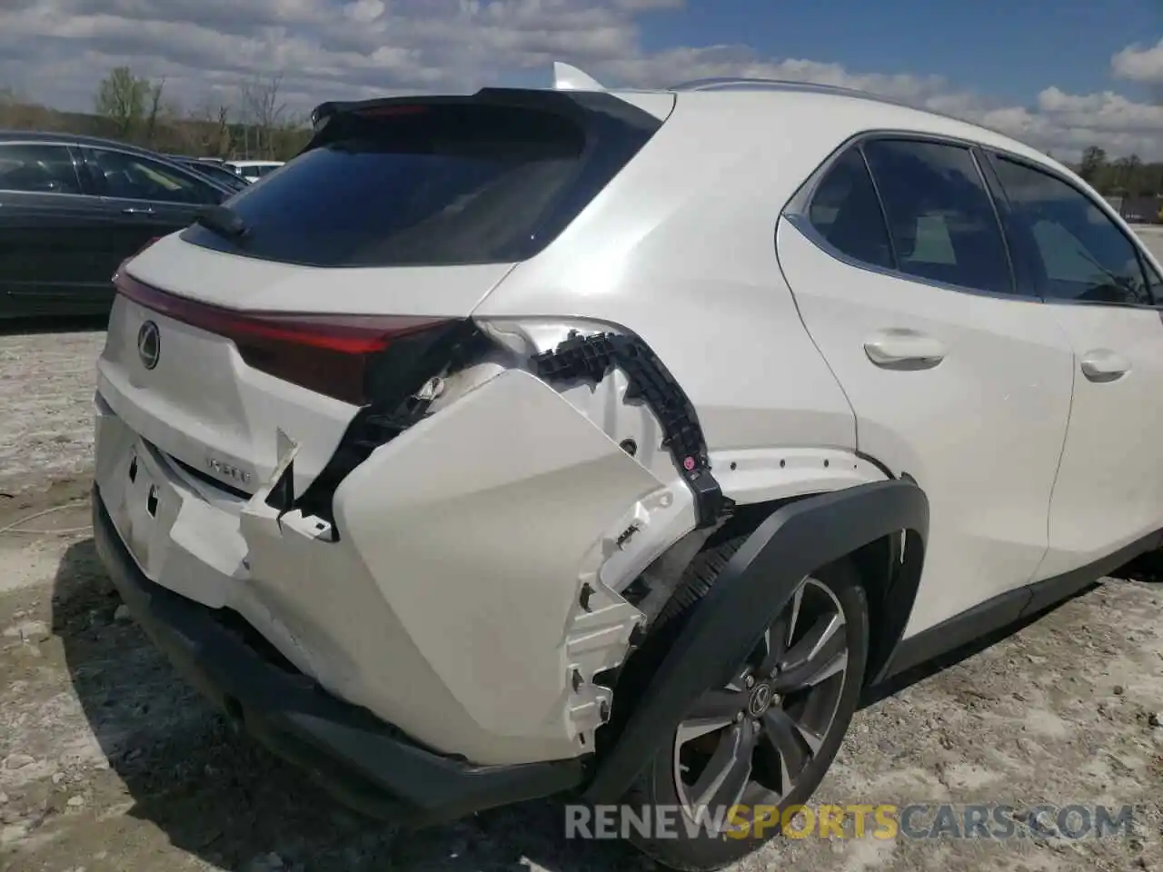 9 Photograph of a damaged car JTHY3JBH3K2007078 LEXUS UX 200 2019