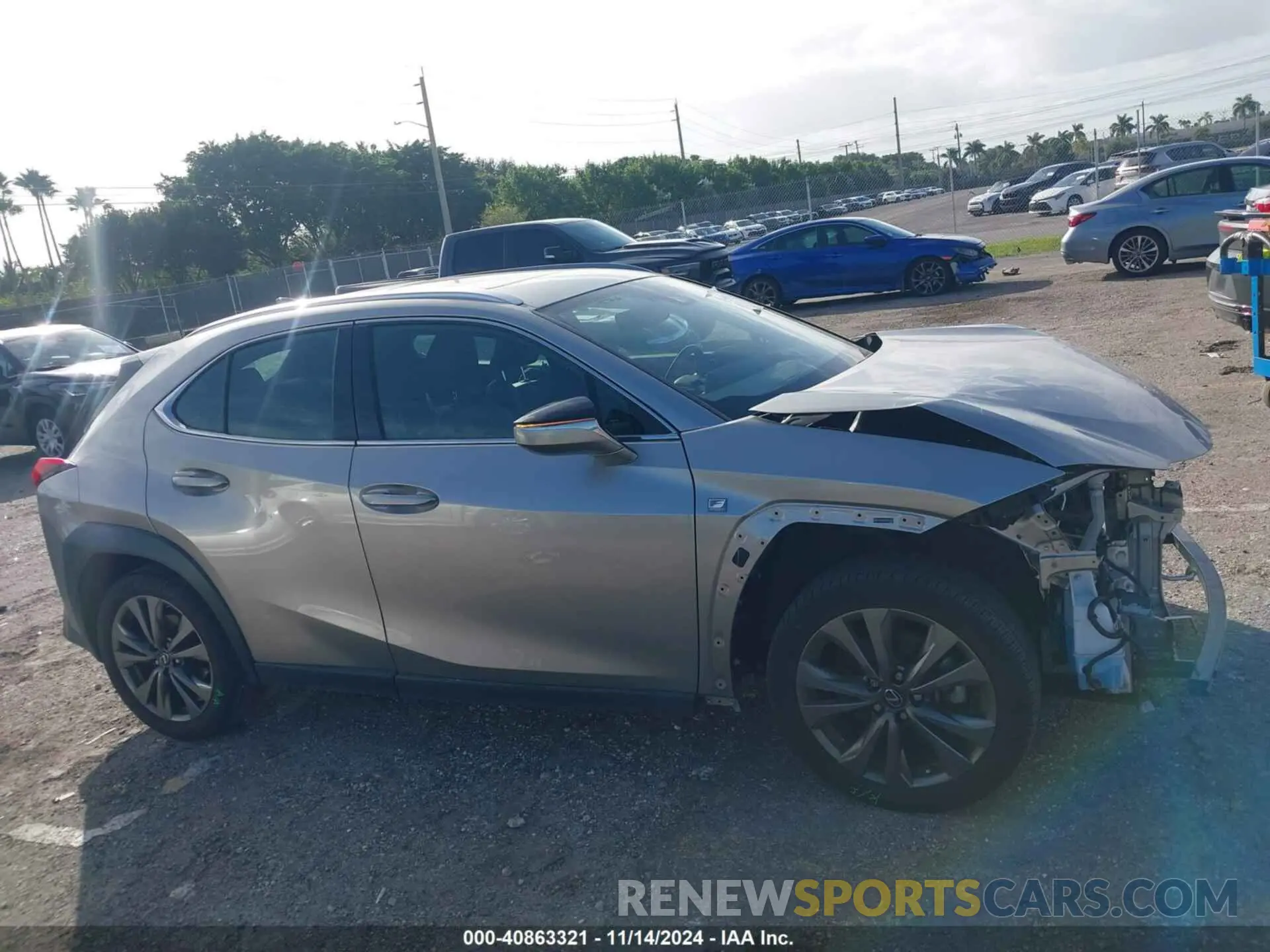 14 Photograph of a damaged car JTHY3JBH3K2014256 LEXUS UX 200 2019
