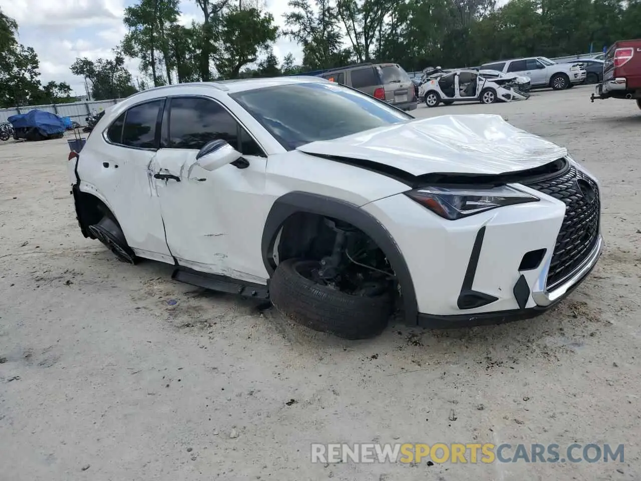 4 Photograph of a damaged car JTHY3JBH5K2016803 LEXUS UX 200 2019