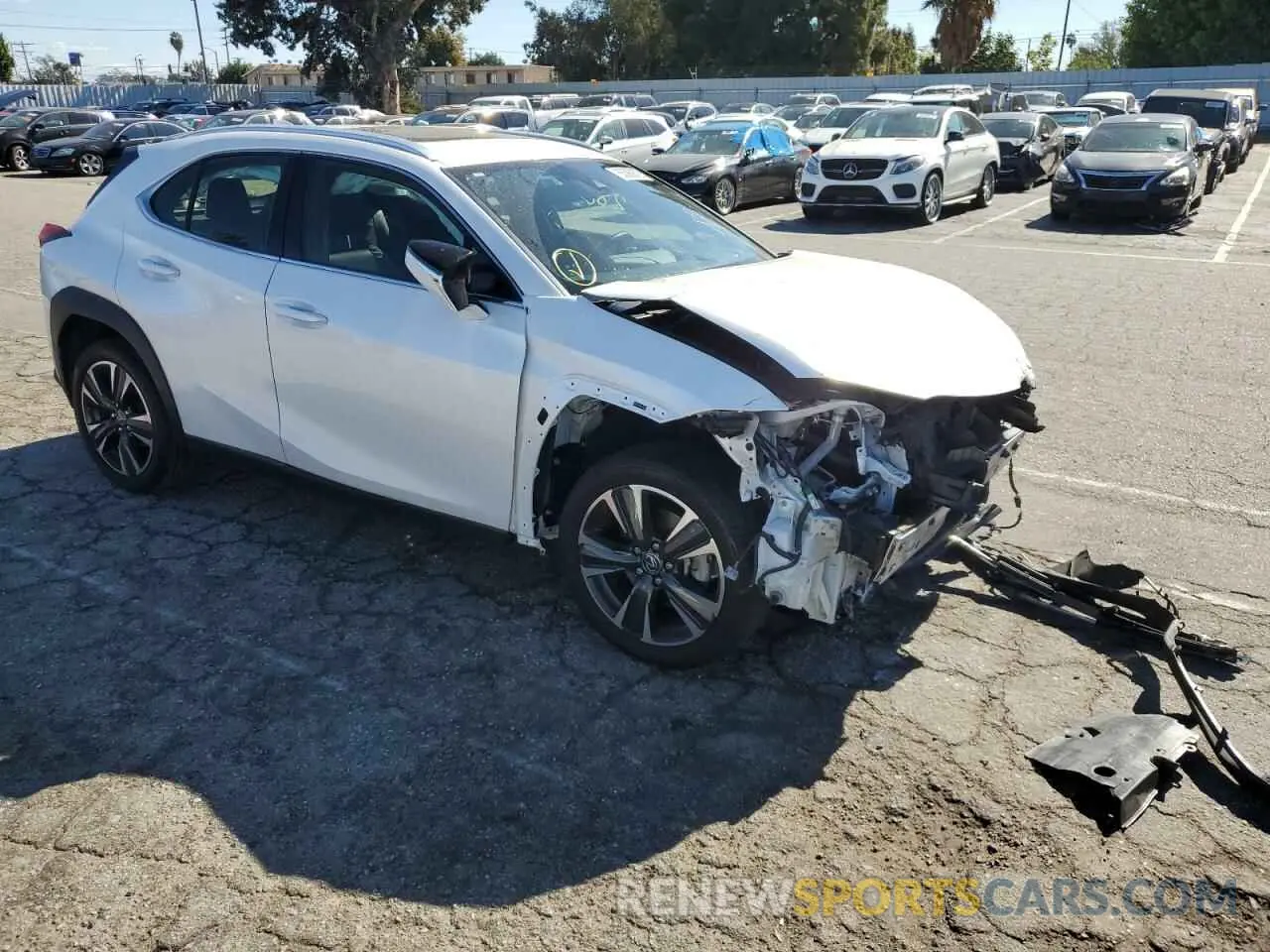 1 Photograph of a damaged car JTHY3JBH5K2018406 LEXUS UX 200 2019