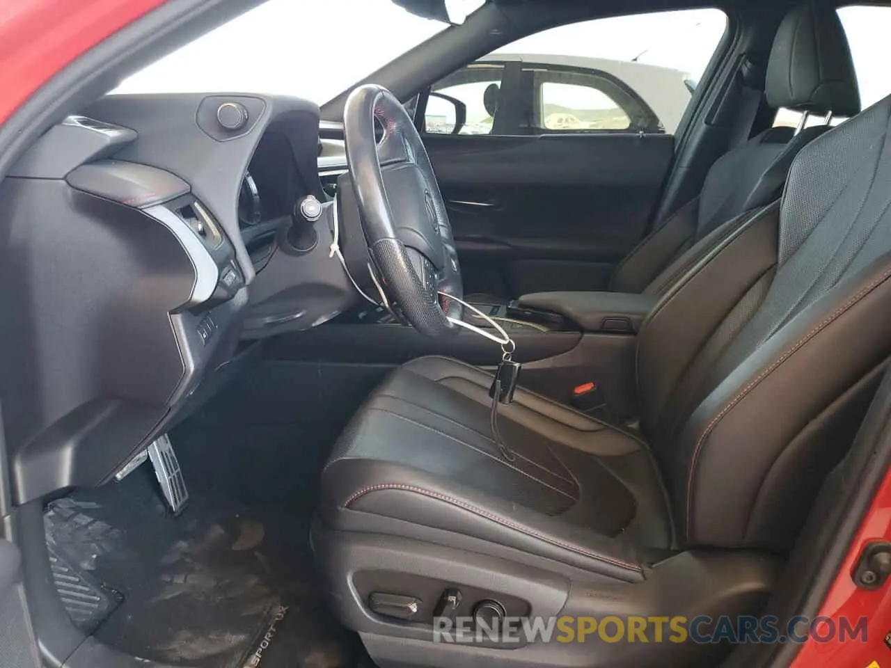 7 Photograph of a damaged car JTHY3JBH6K2007690 LEXUS UX 200 2019