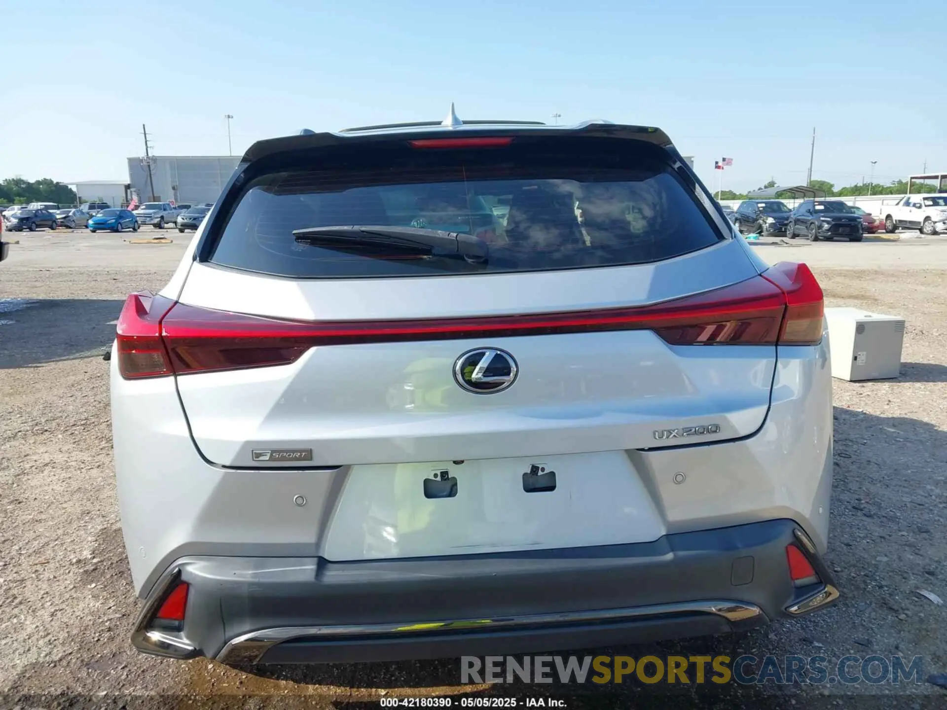 15 Photograph of a damaged car JTHY3JBH6K2013523 LEXUS UX 200 2019