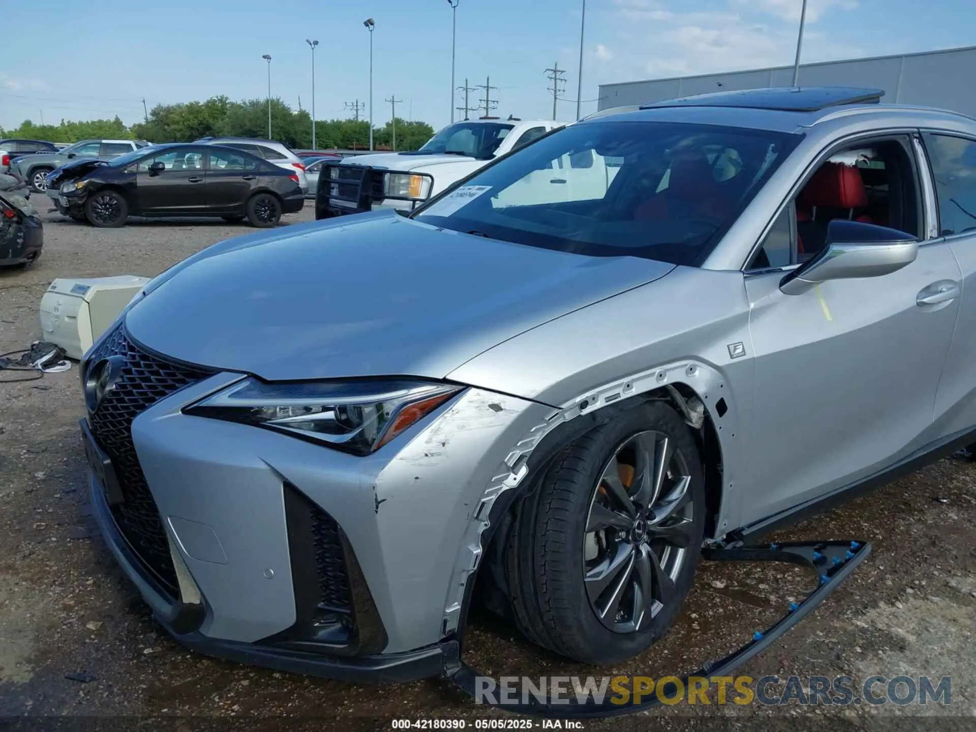 6 Photograph of a damaged car JTHY3JBH6K2013523 LEXUS UX 200 2019