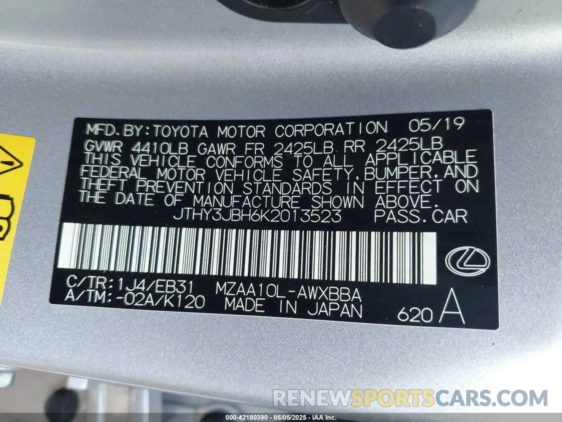 9 Photograph of a damaged car JTHY3JBH6K2013523 LEXUS UX 200 2019