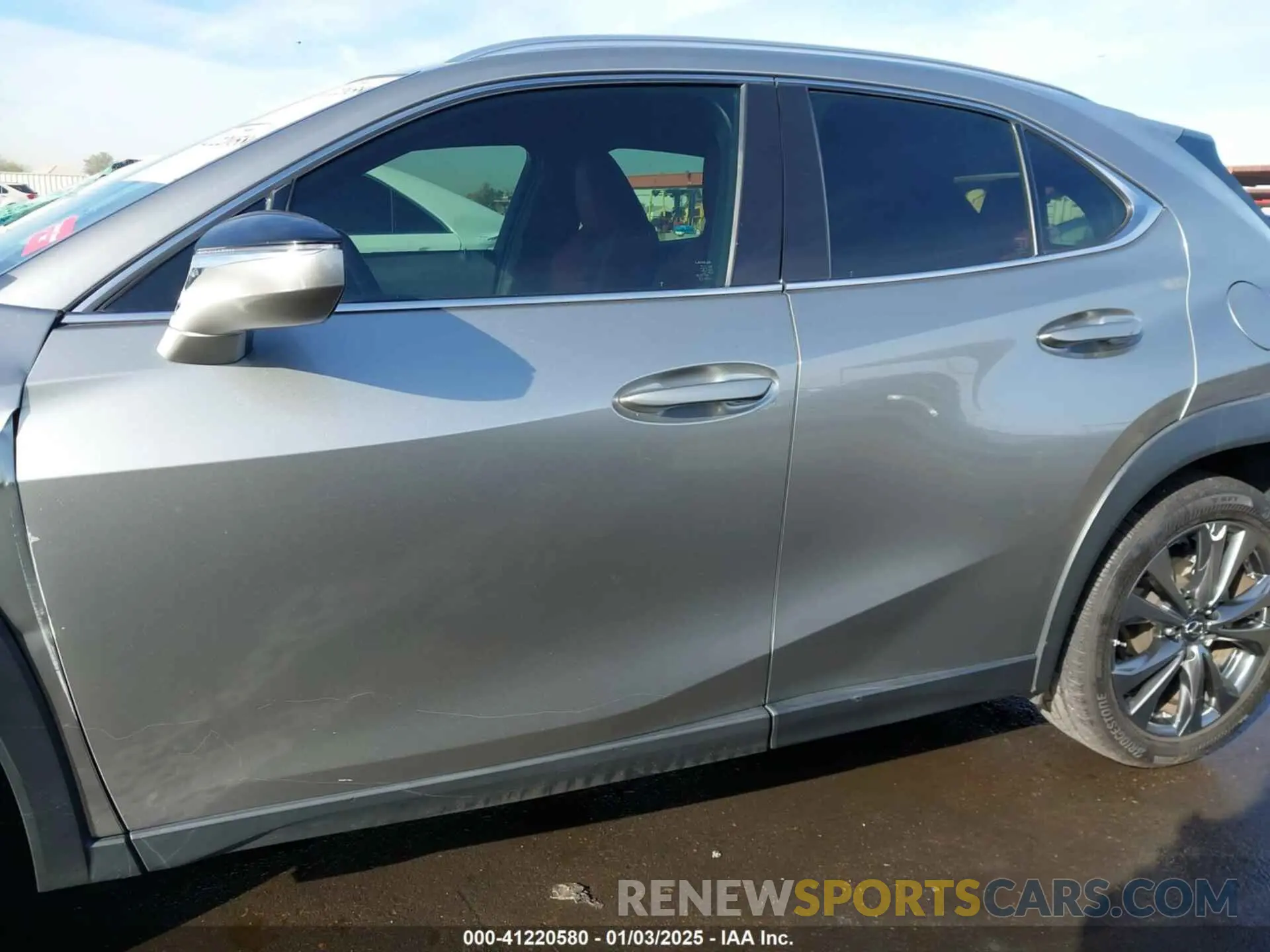14 Photograph of a damaged car JTHY3JBH6K2017491 LEXUS UX 200 2019