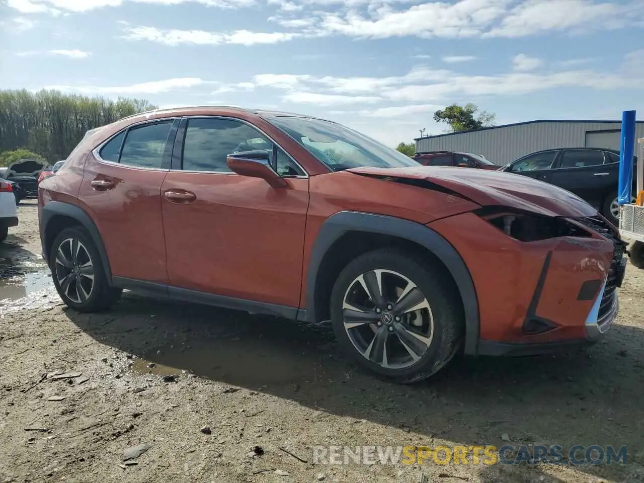 4 Photograph of a damaged car JTHY3JBH7K2000375 LEXUS UX 200 2019