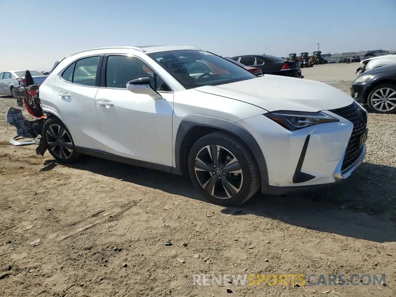4 Photograph of a damaged car JTHY3JBH7K2004720 LEXUS UX 200 2019