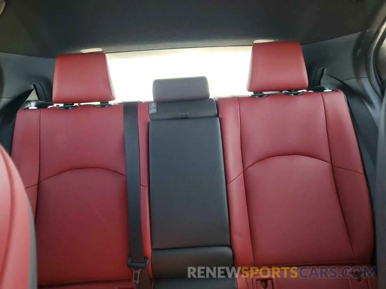 10 Photograph of a damaged car JTHY3JBH7K2005768 LEXUS UX 200 2019