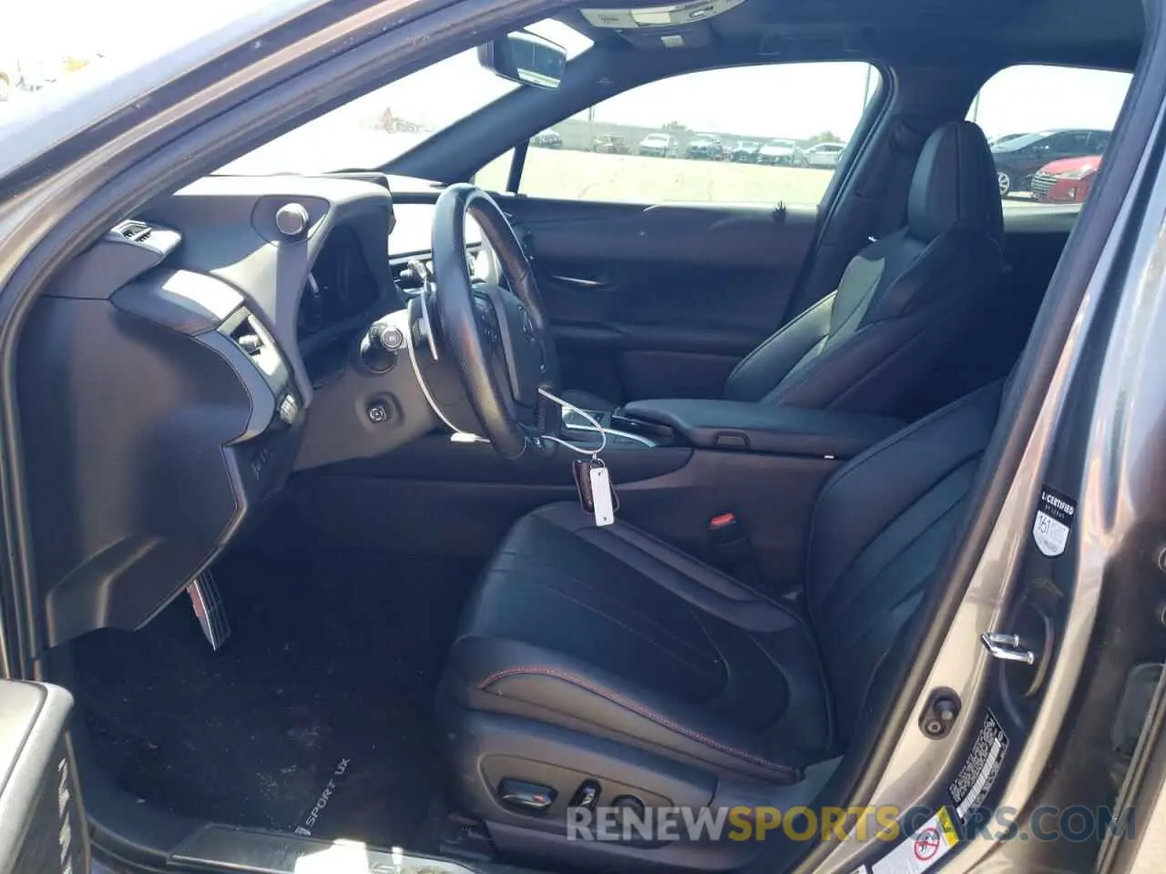 7 Photograph of a damaged car JTHY3JBH7K2016799 LEXUS UX 200 2019