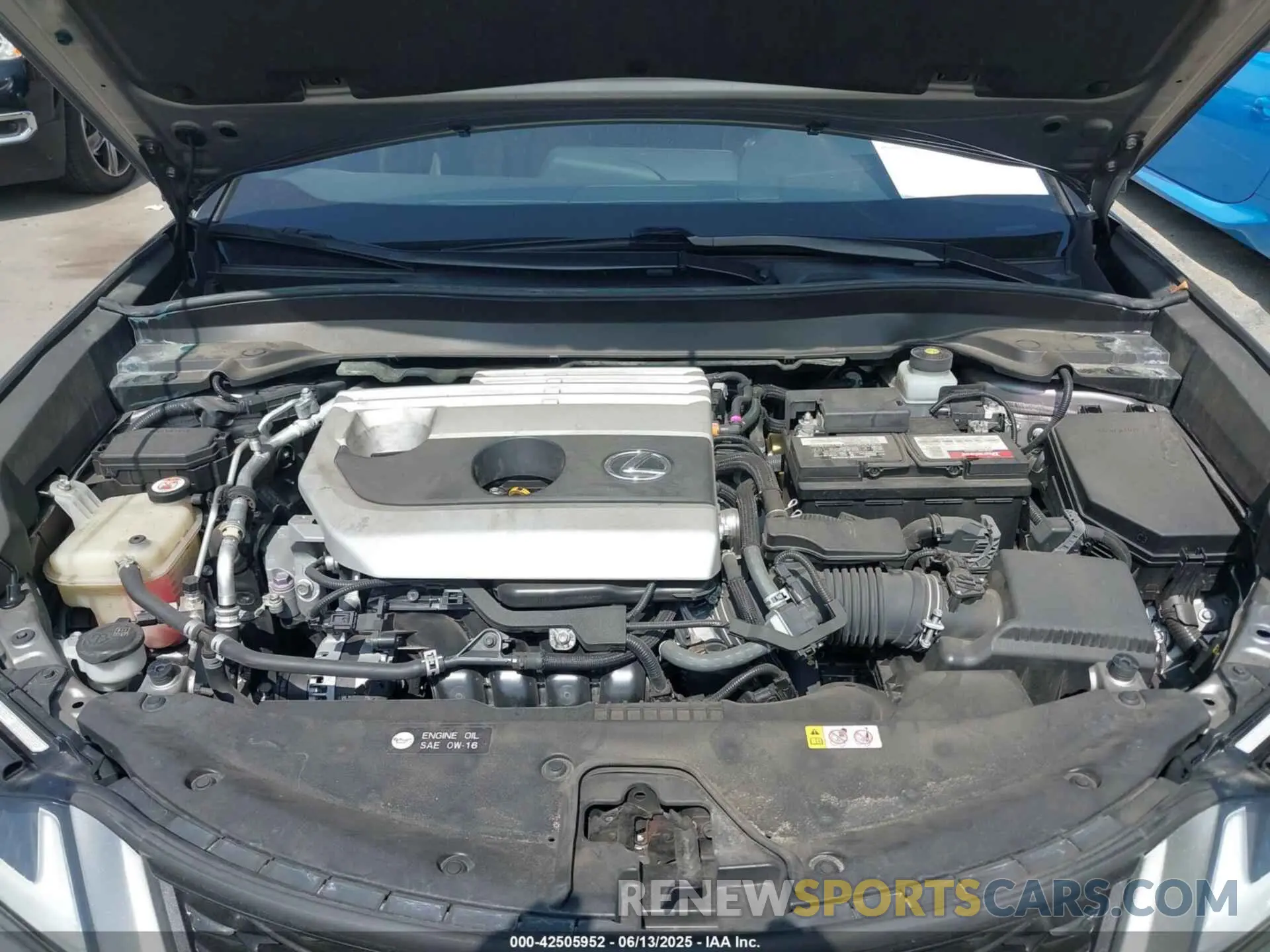 10 Photograph of a damaged car JTHY3JBH7K2017242 LEXUS UX 200 2019